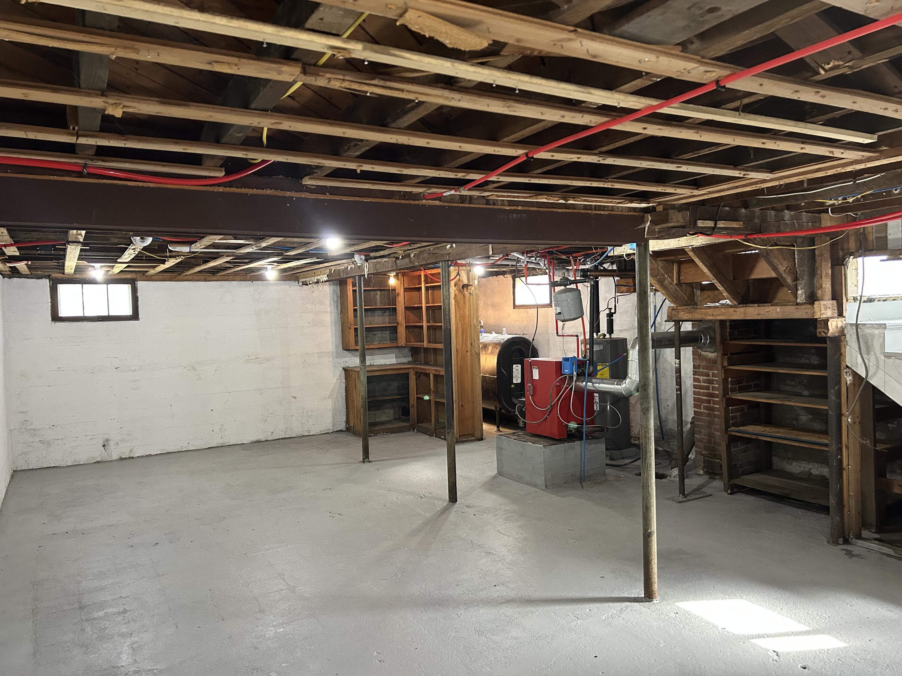 main property photo 28