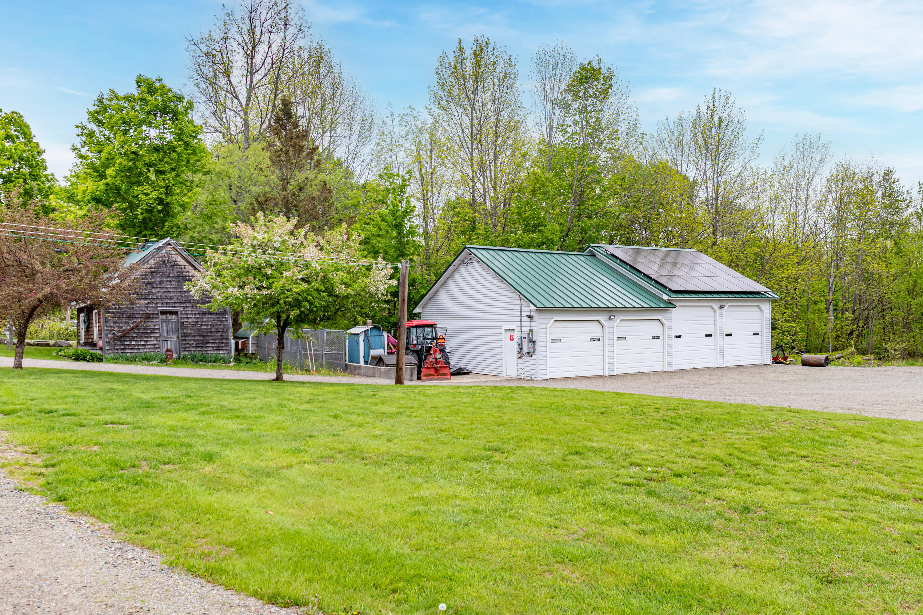 main property photo 46