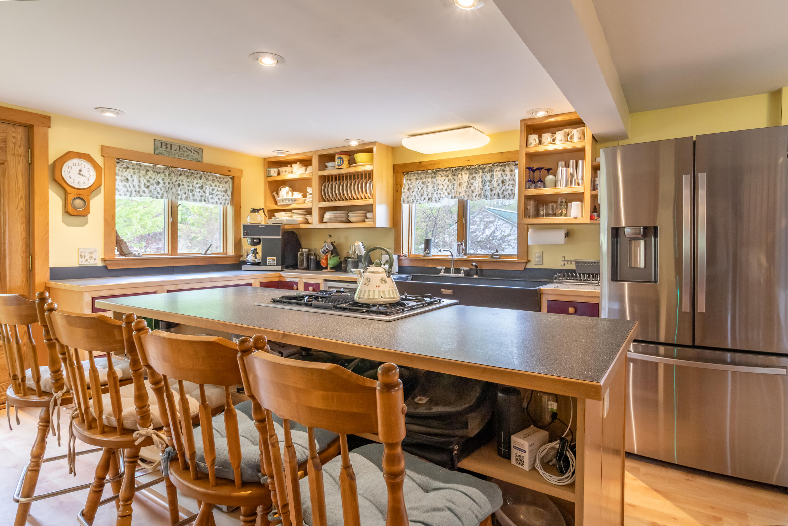 main property photo 6