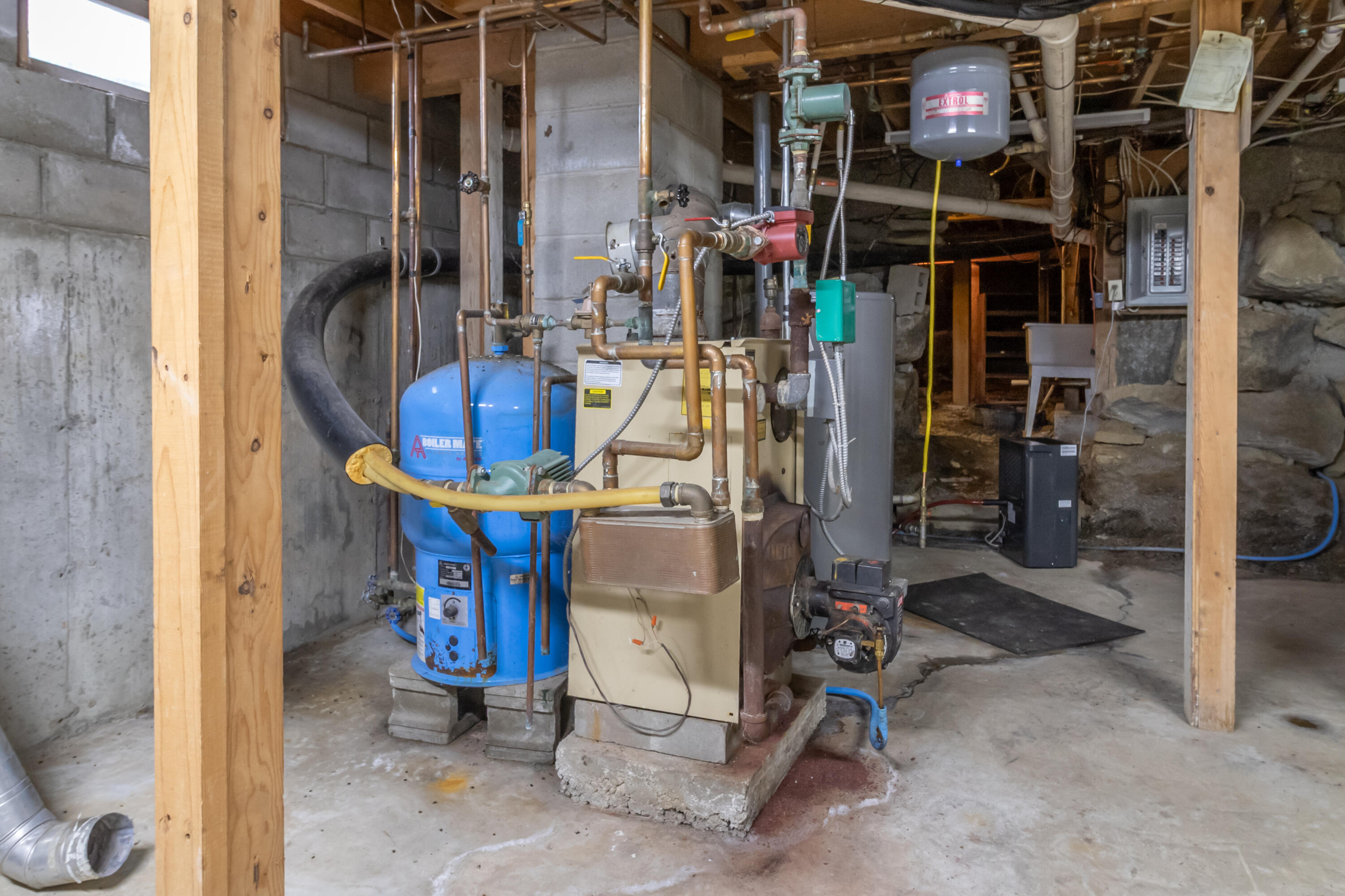 main property photo 75