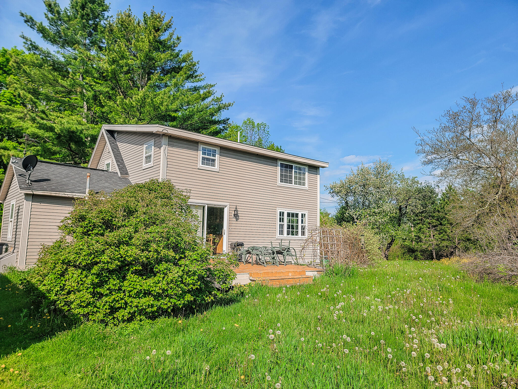 main property photo 3