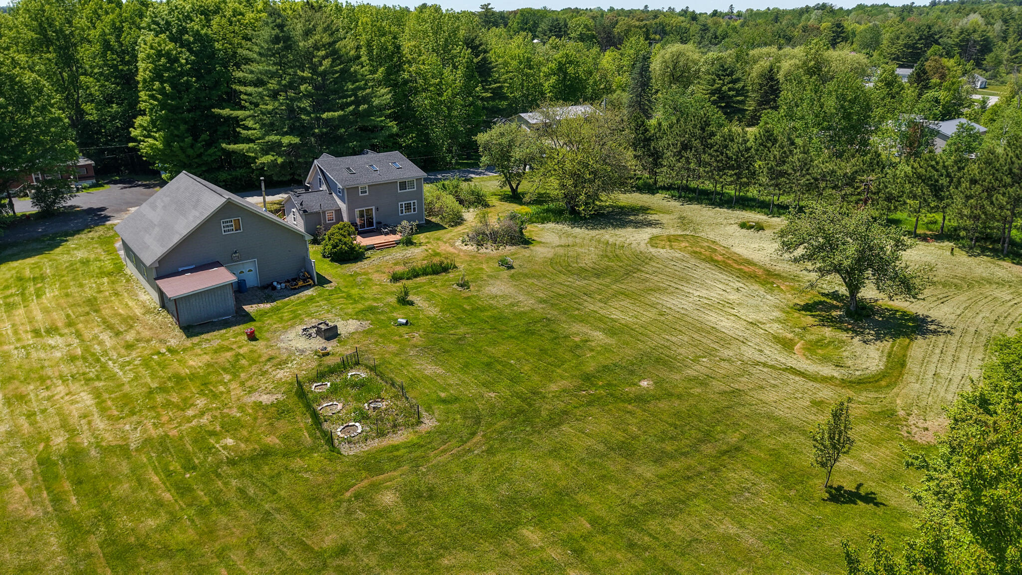 main property photo 42
