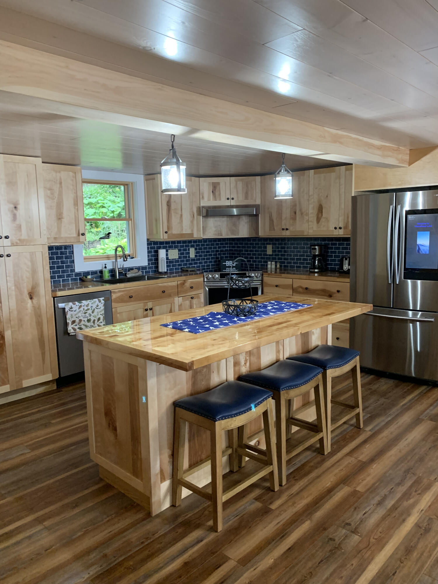 main property photo 7
