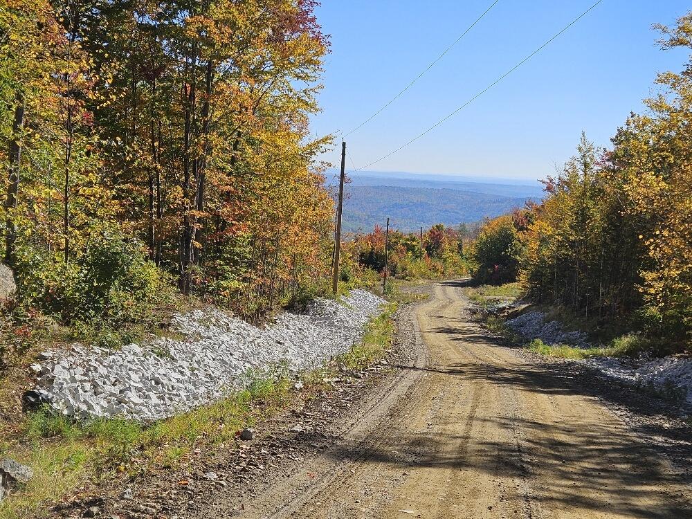 main property photo 40