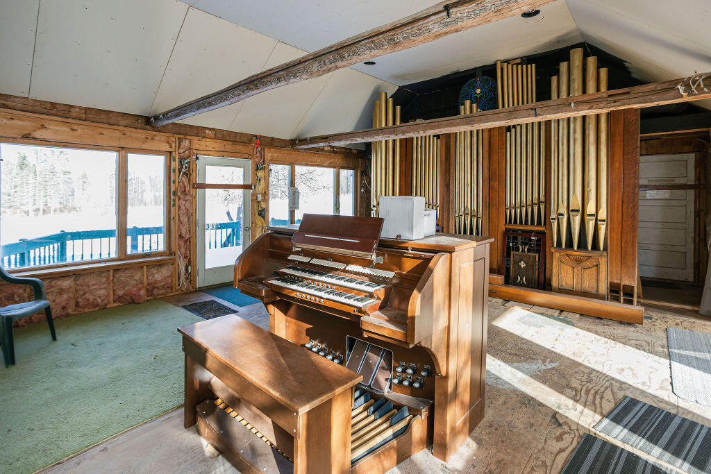 main property photo 23