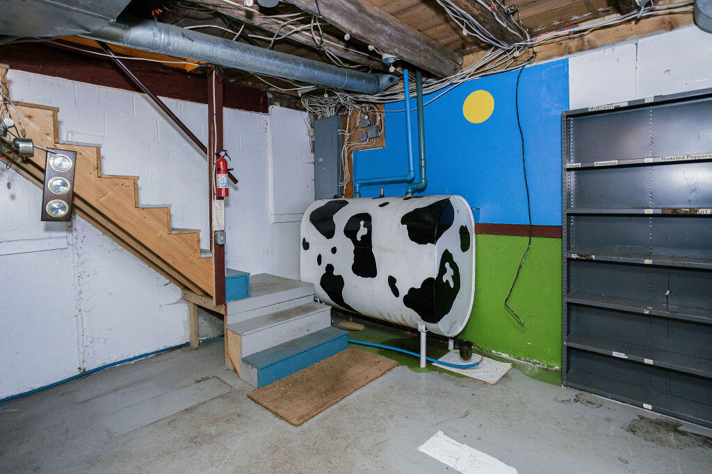 main property photo 51