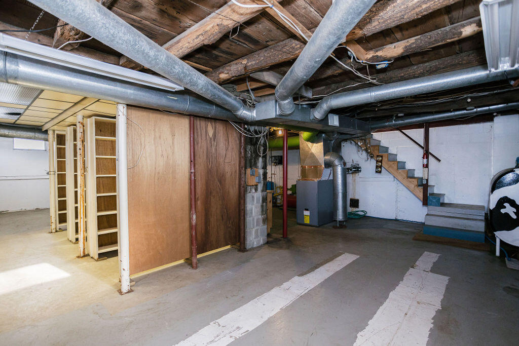 main property photo 58