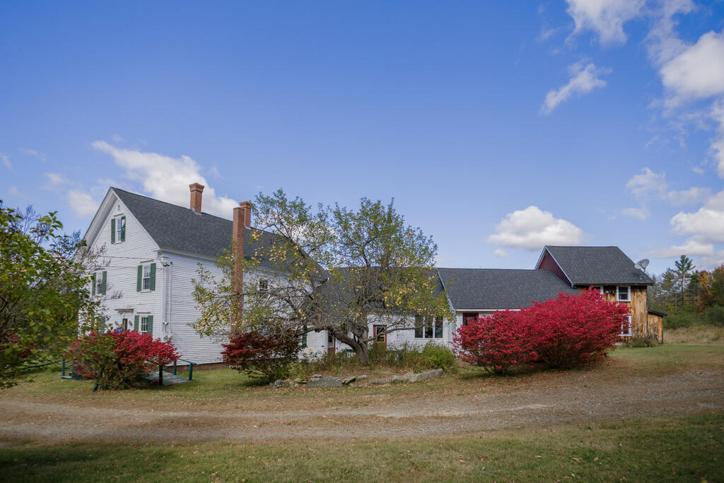 main property photo 74