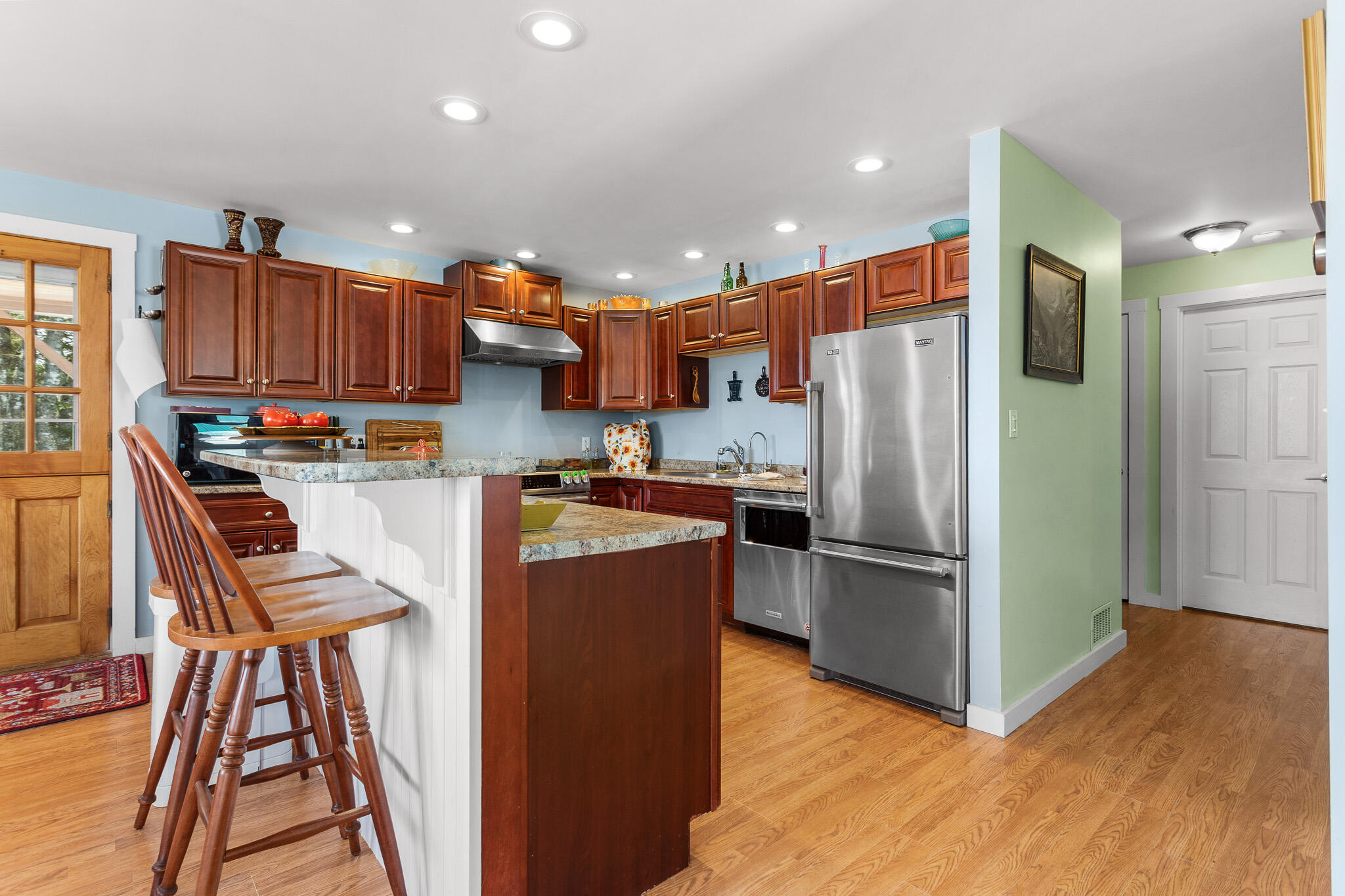 main property photo 9