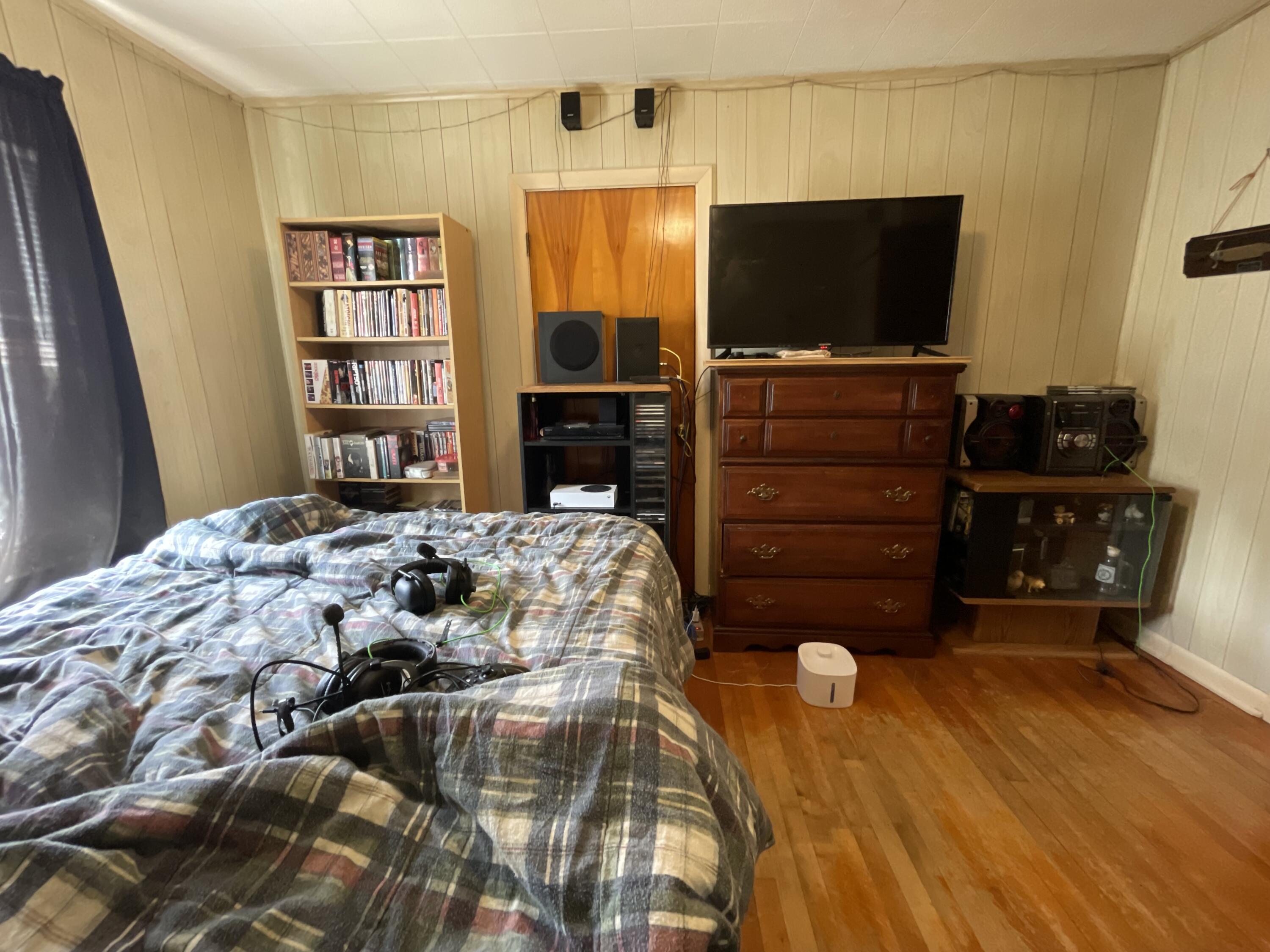 main property photo 42