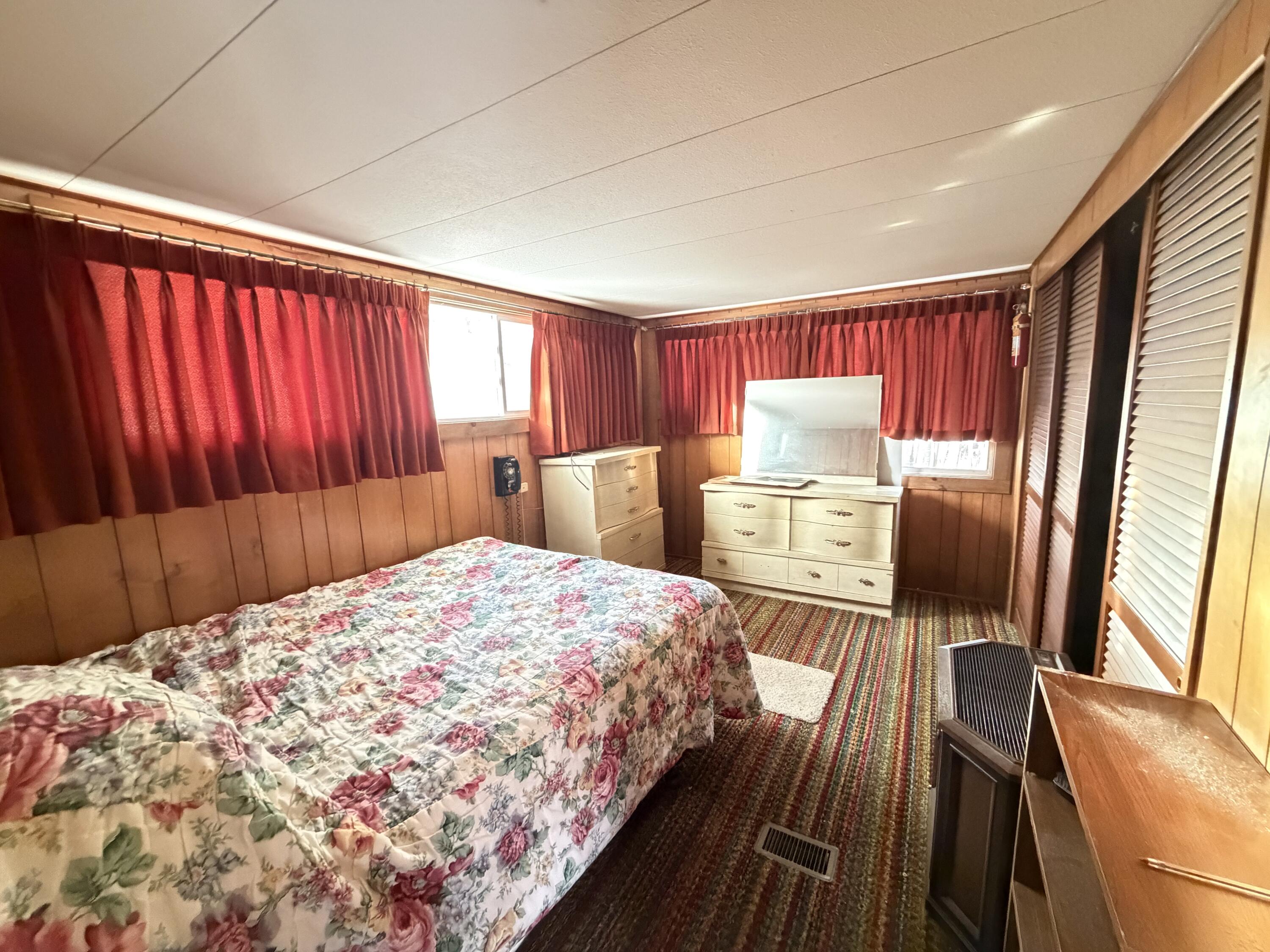 property viewer photo 6