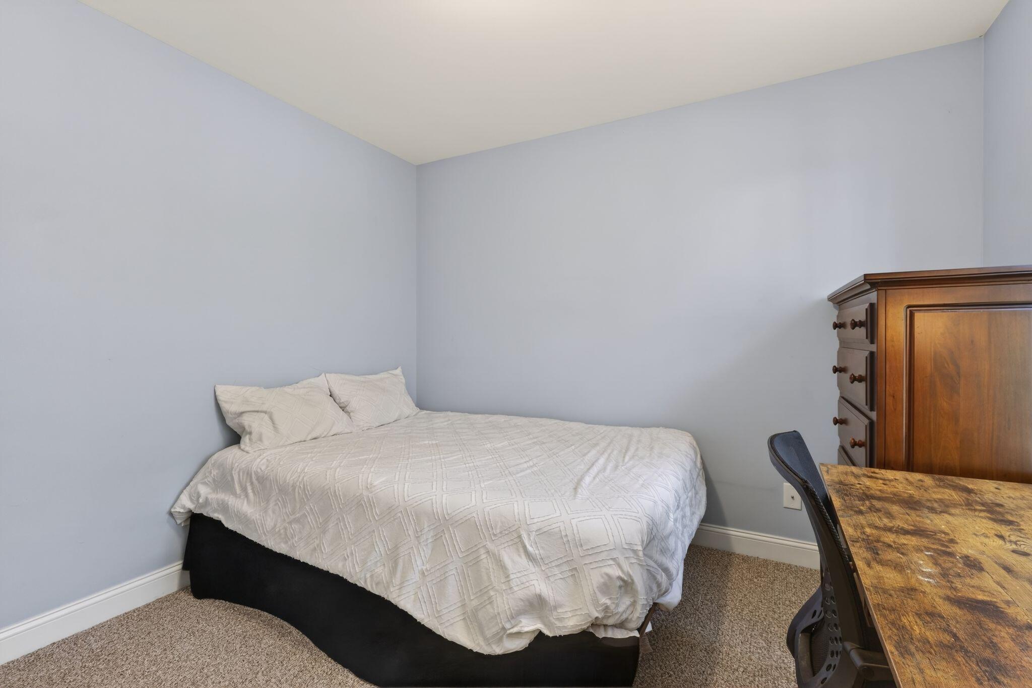 property viewer photo 25
