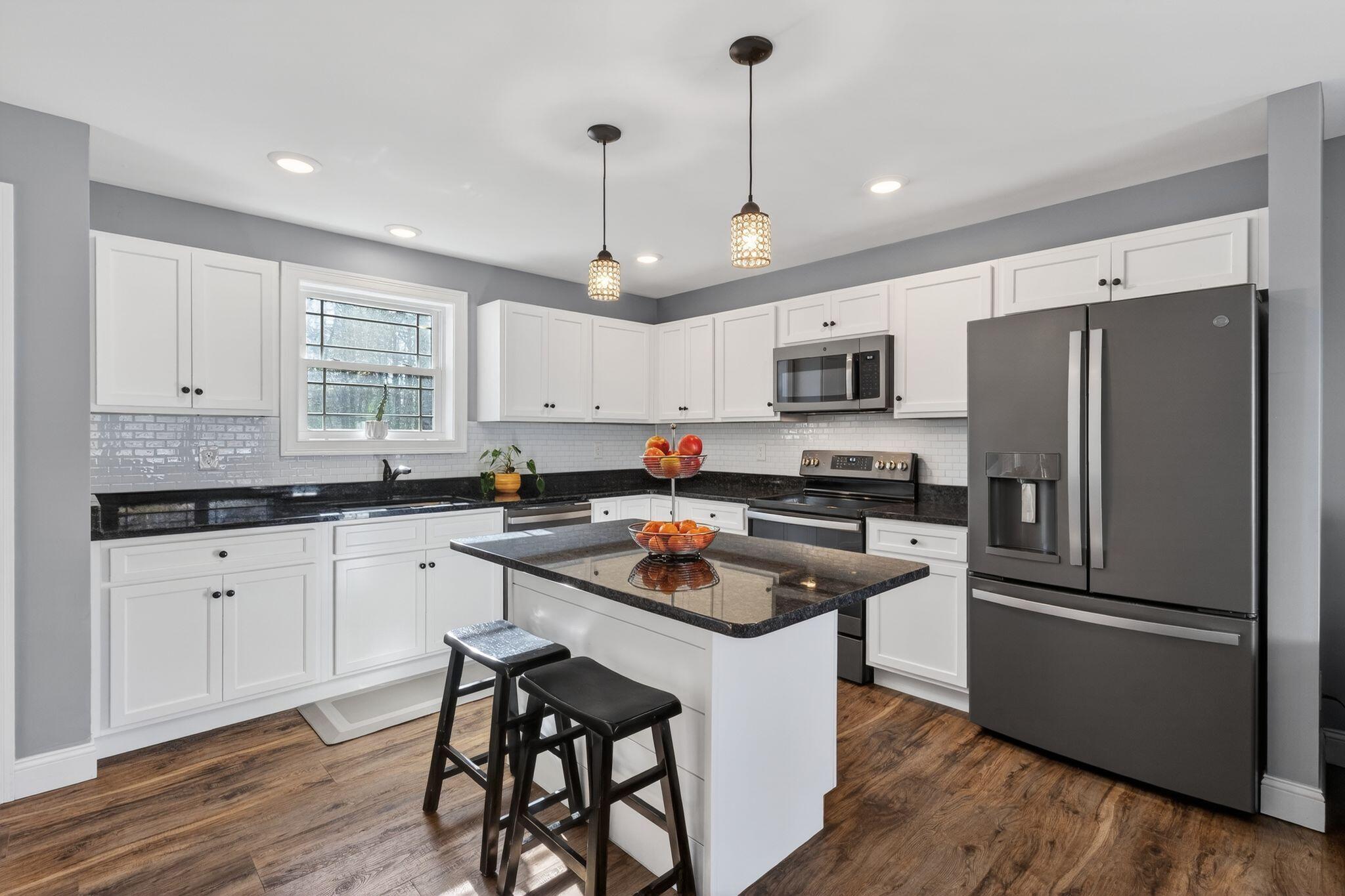 property viewer photo 6