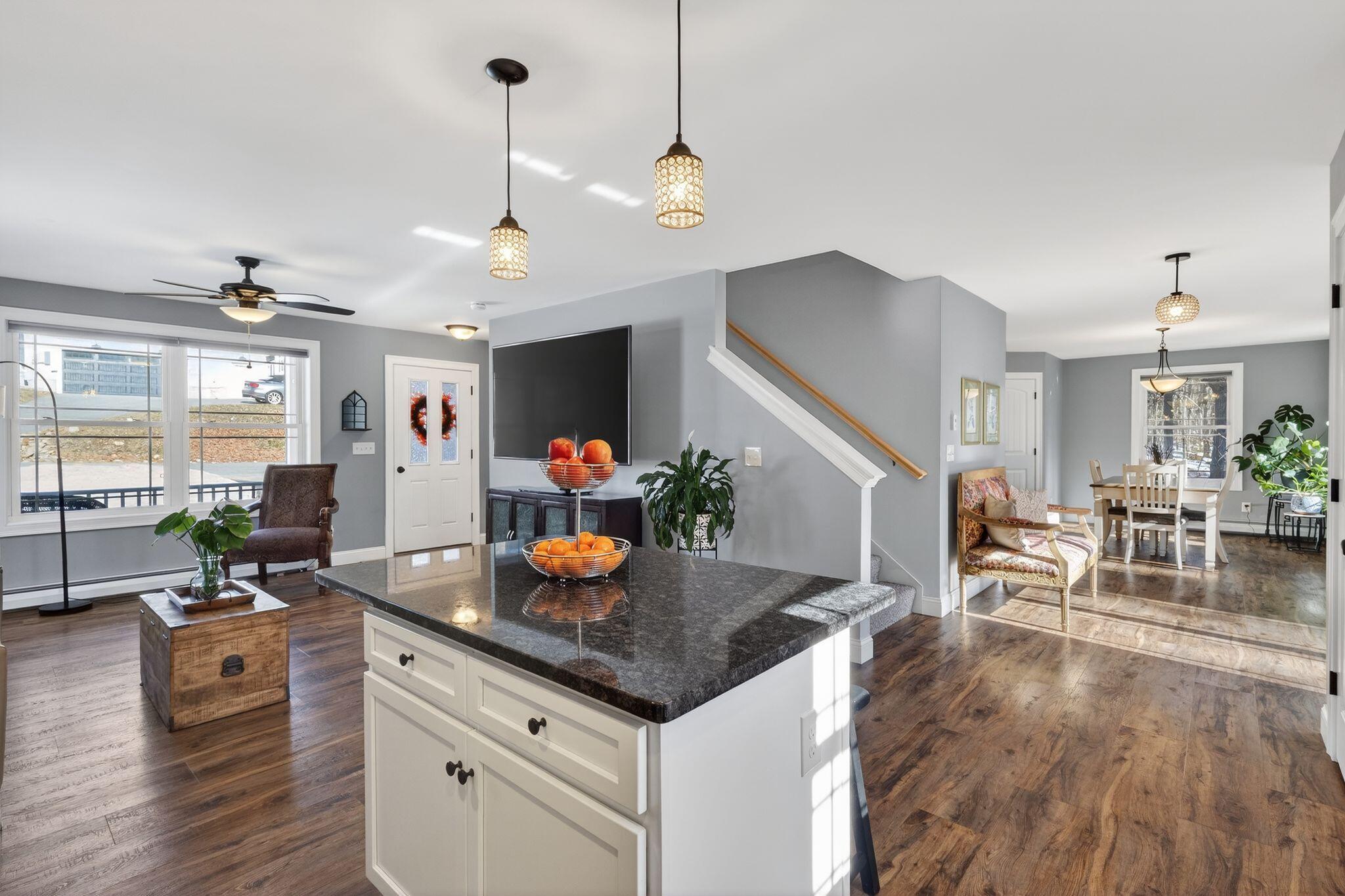 property viewer photo 7