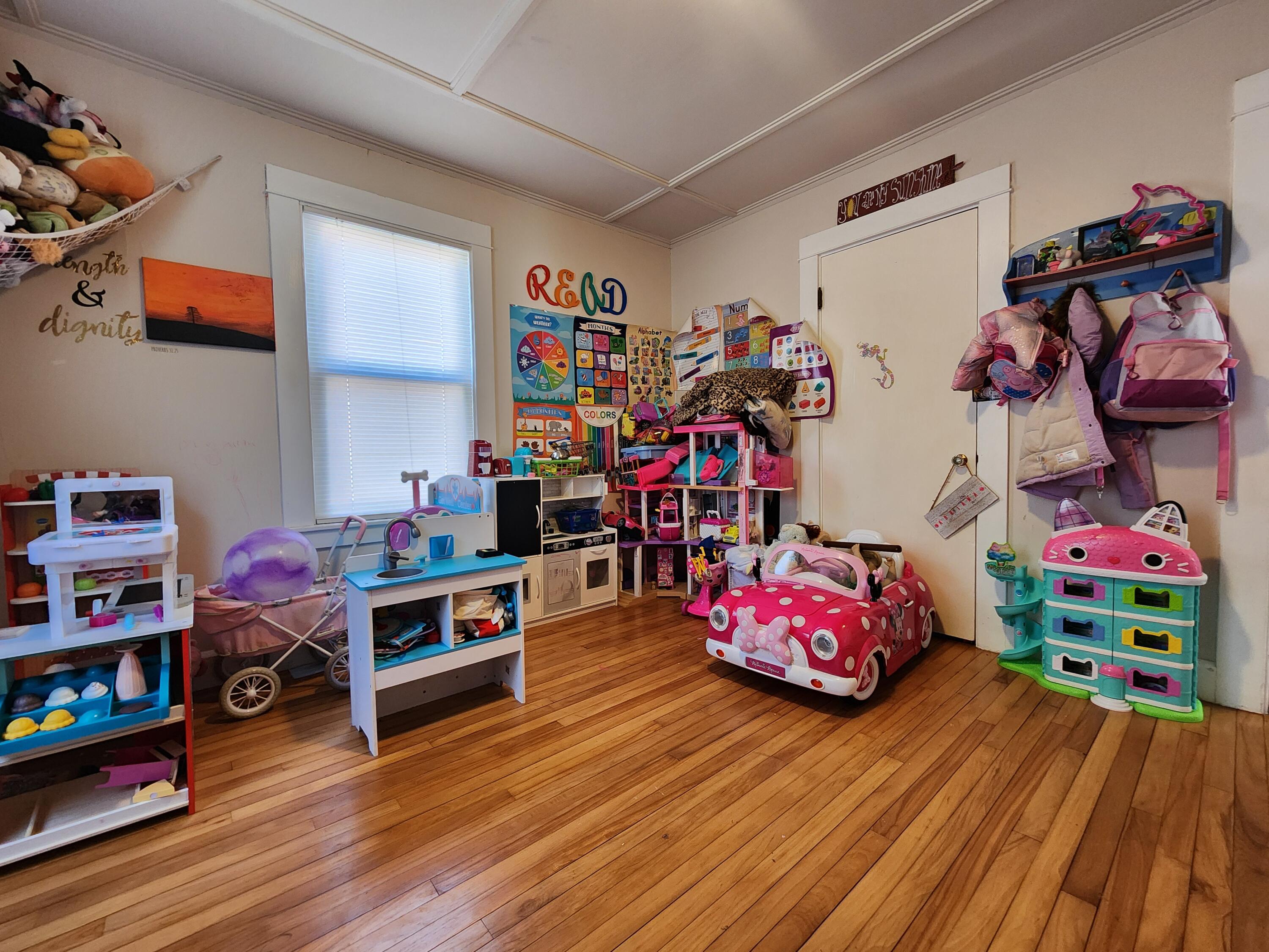 property viewer photo 13