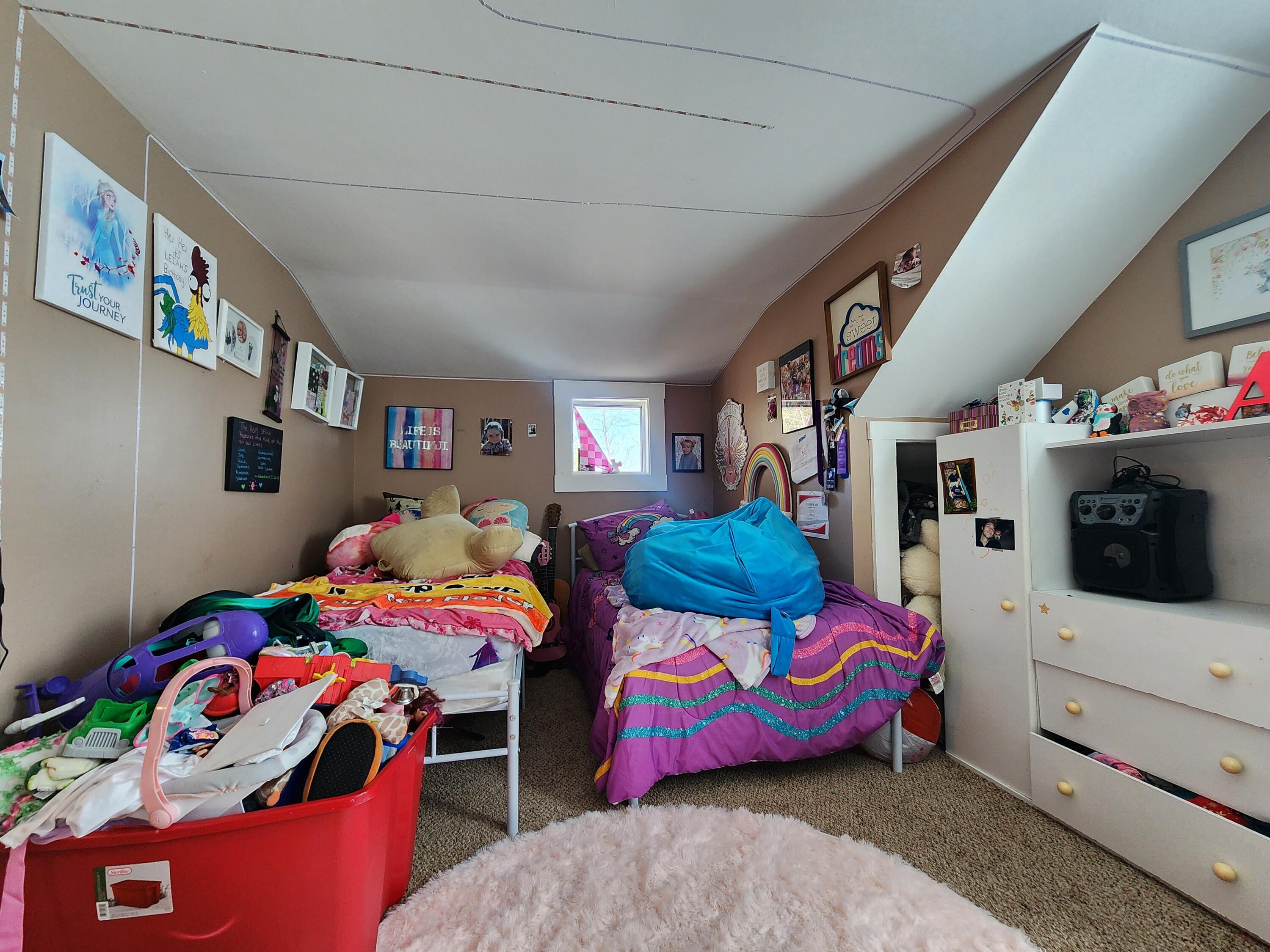 property viewer photo 19