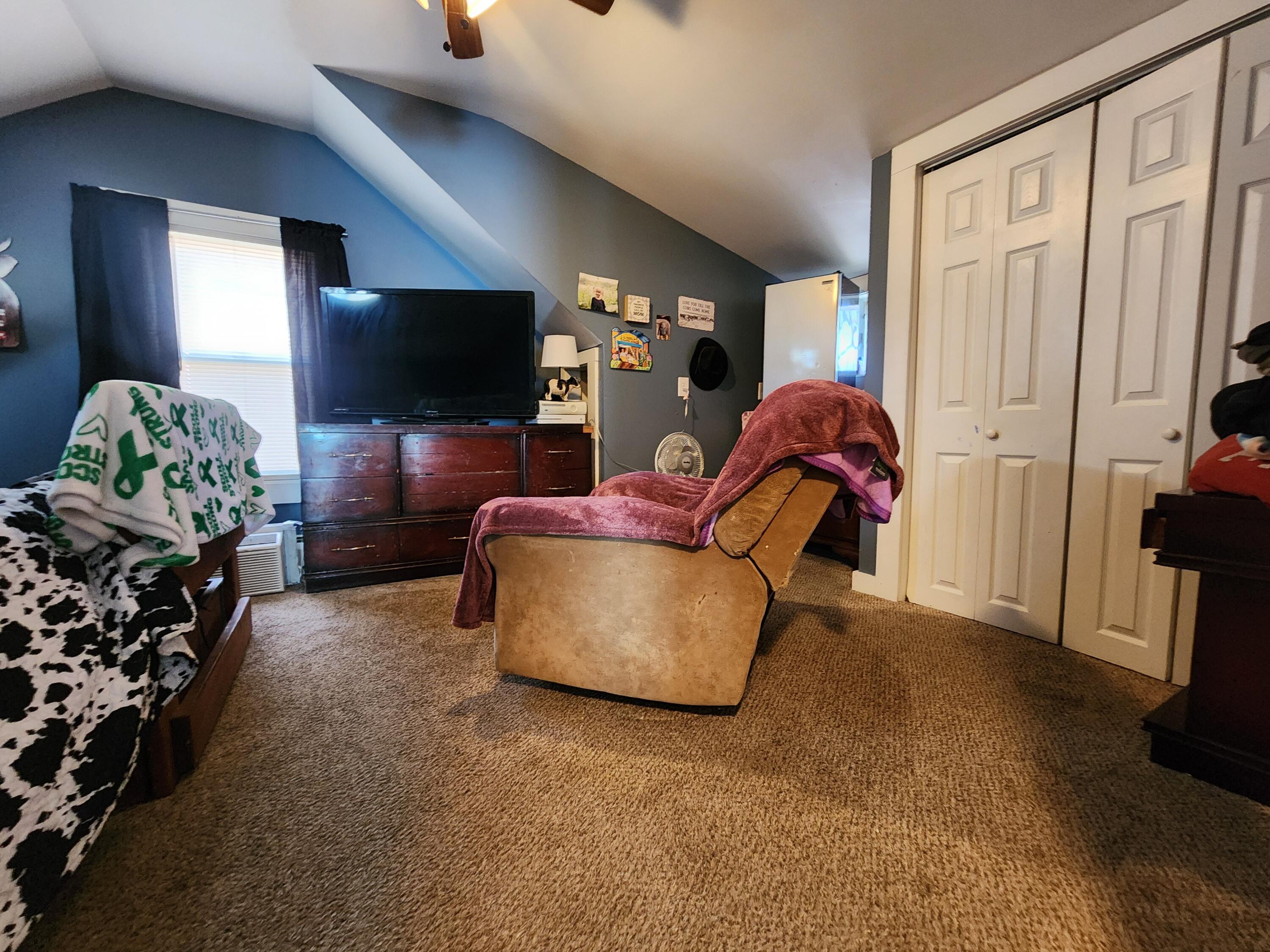 property viewer photo 23