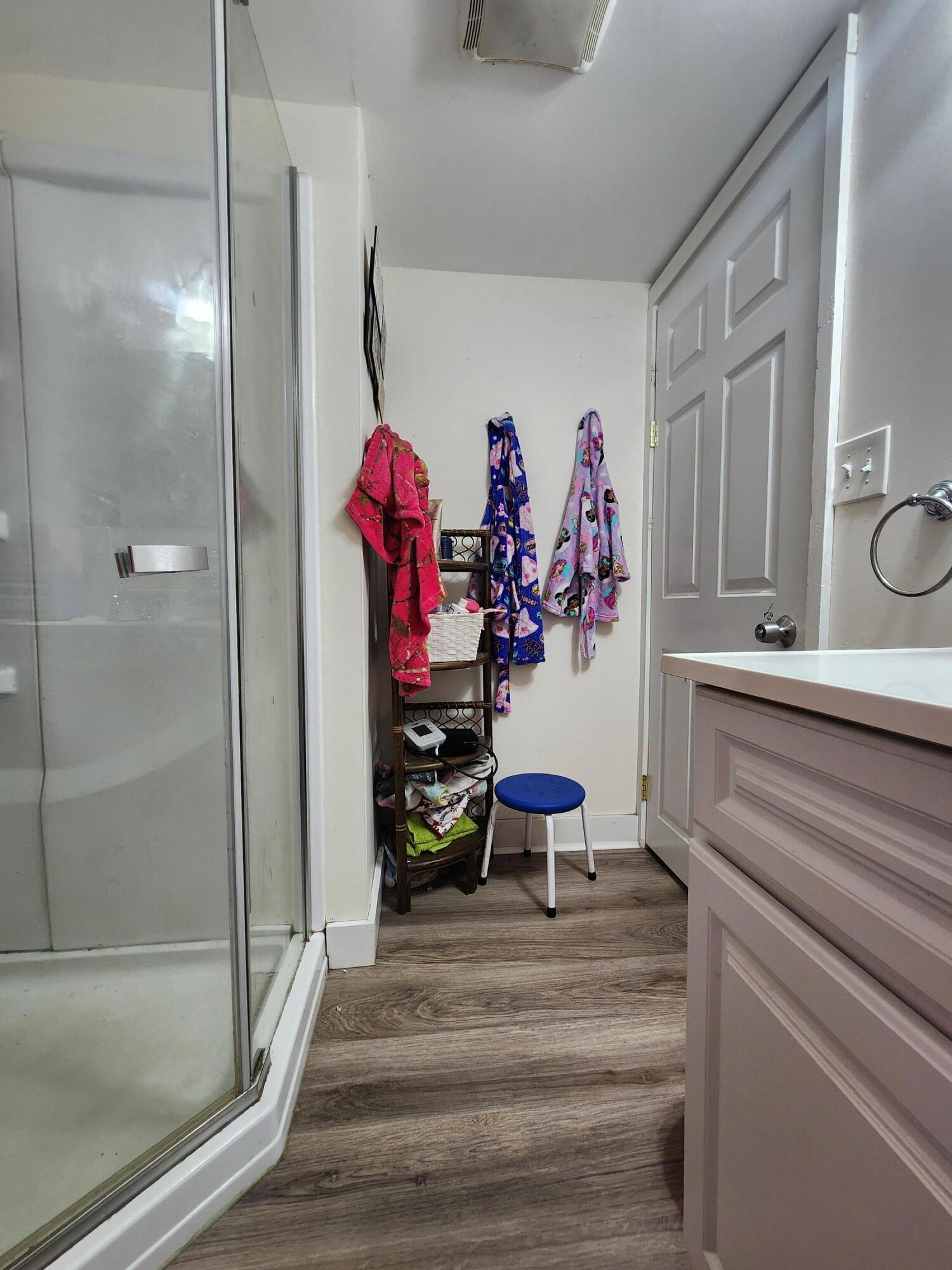 property viewer photo 28