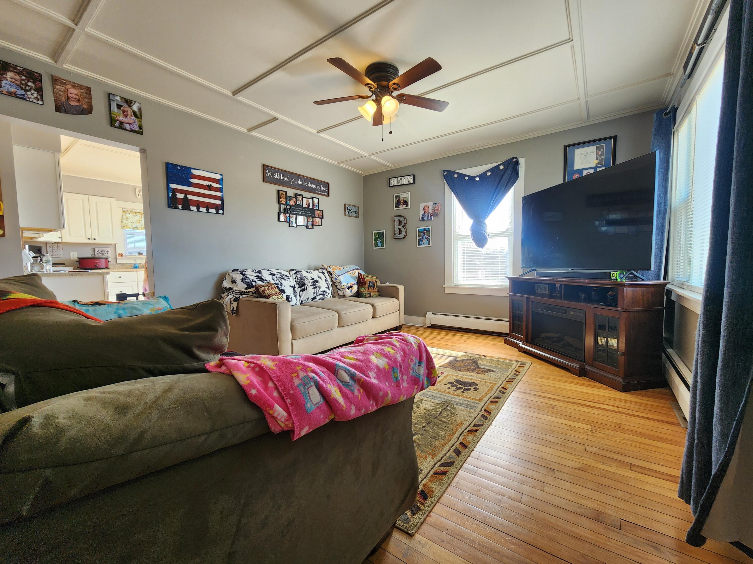 property viewer photo 7