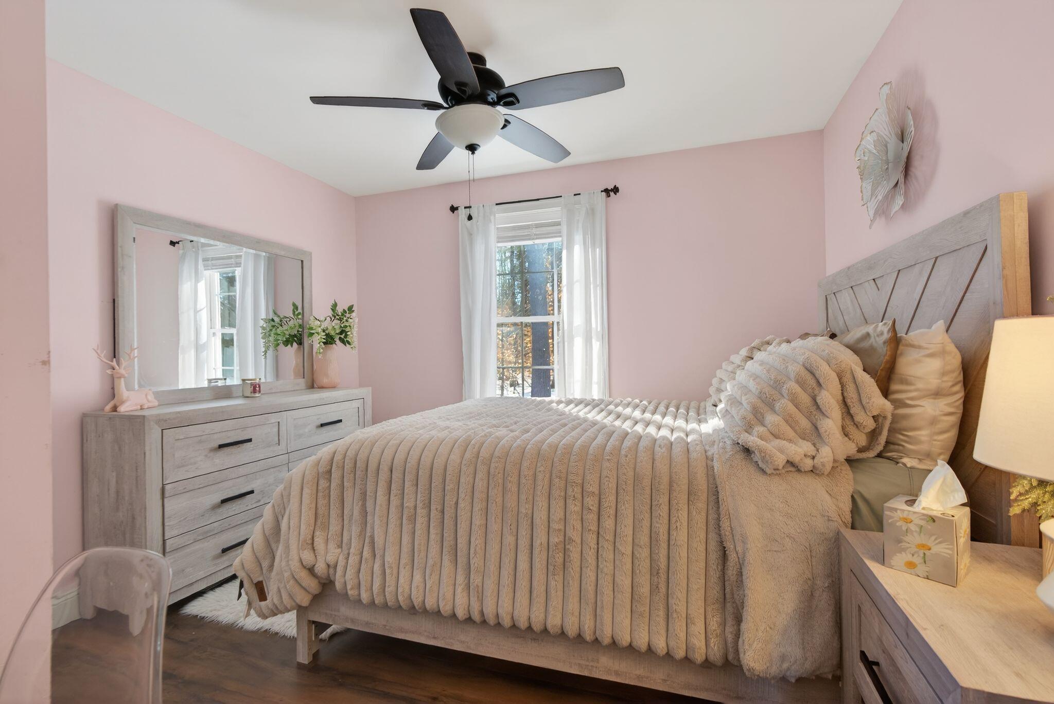 property viewer photo 18