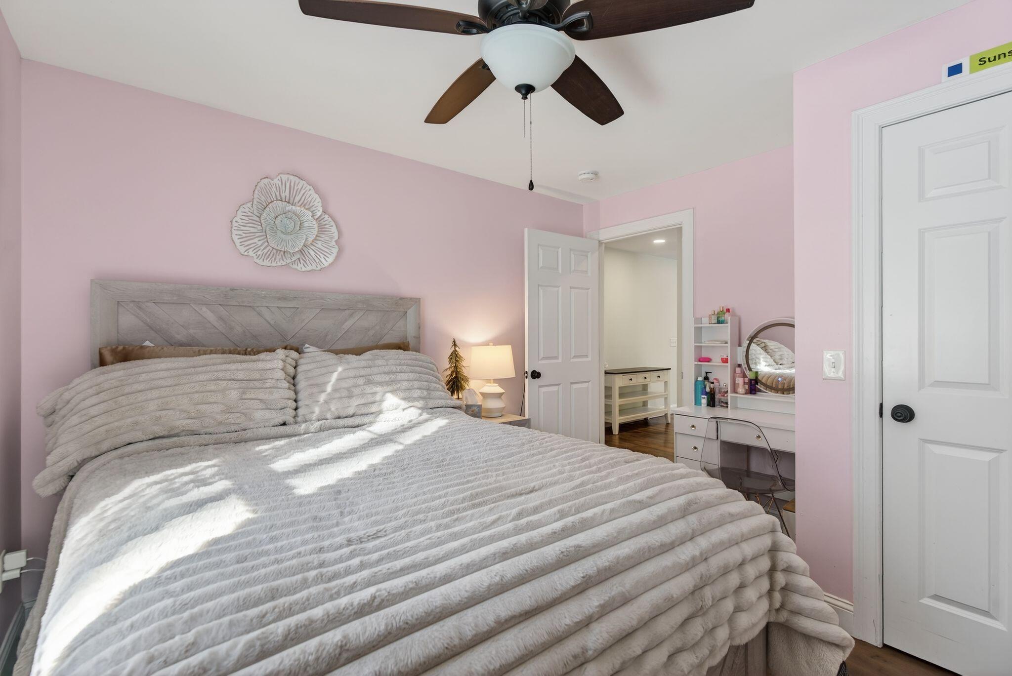 property viewer photo 19