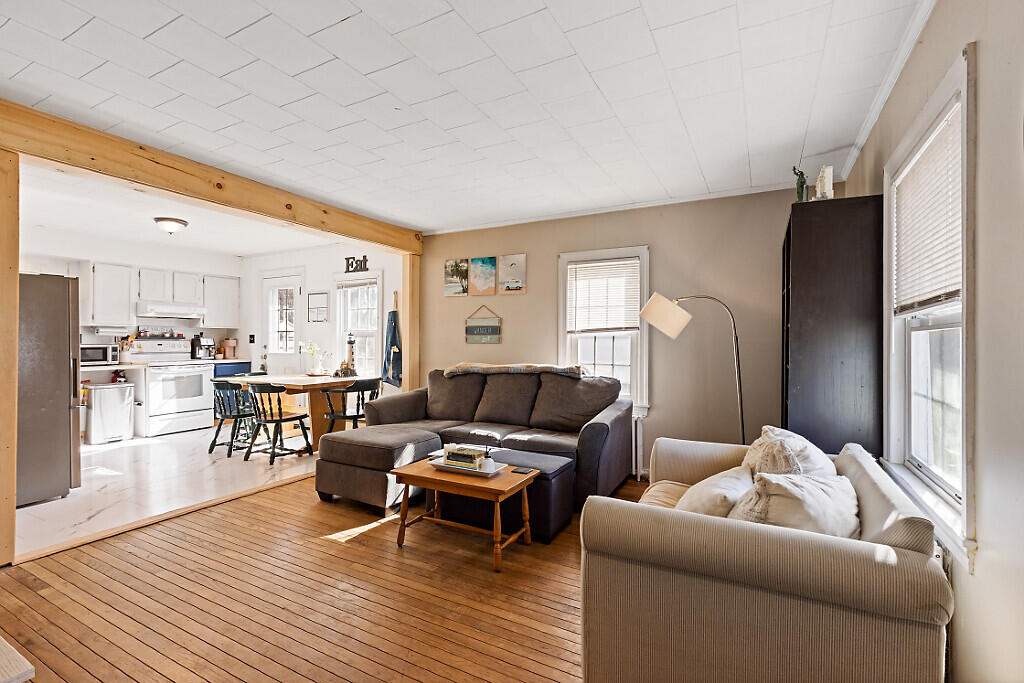 property viewer photo 10