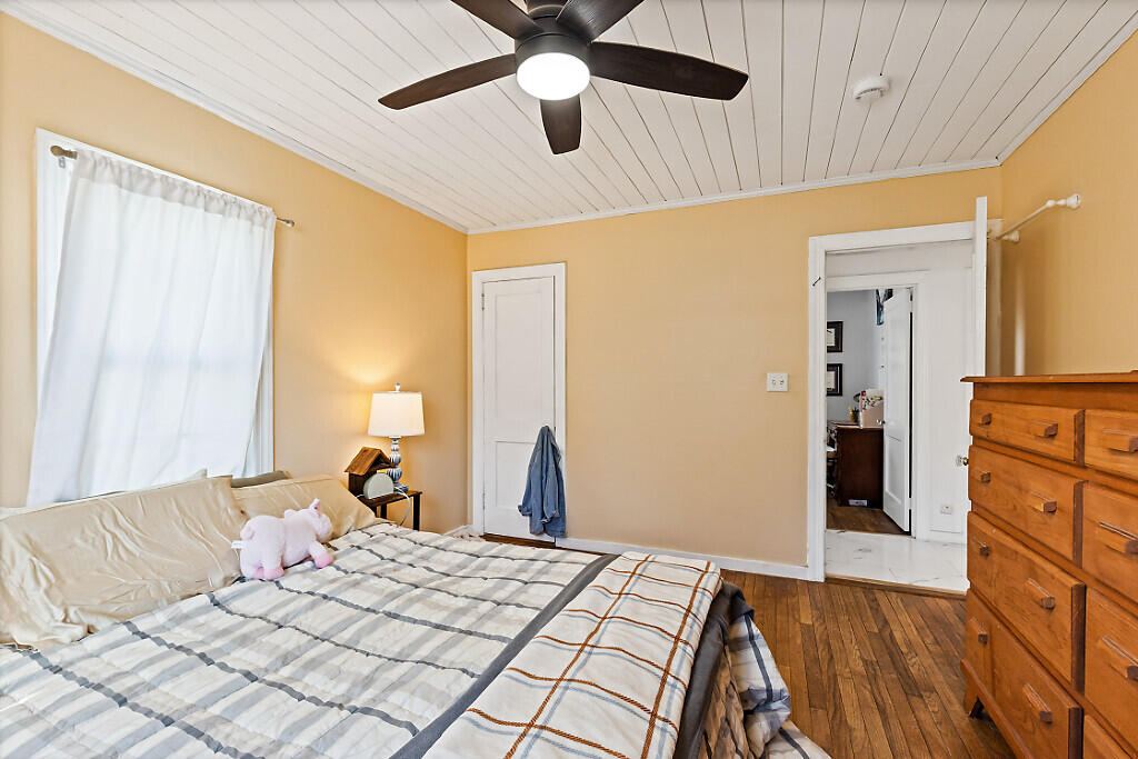 property viewer photo 15