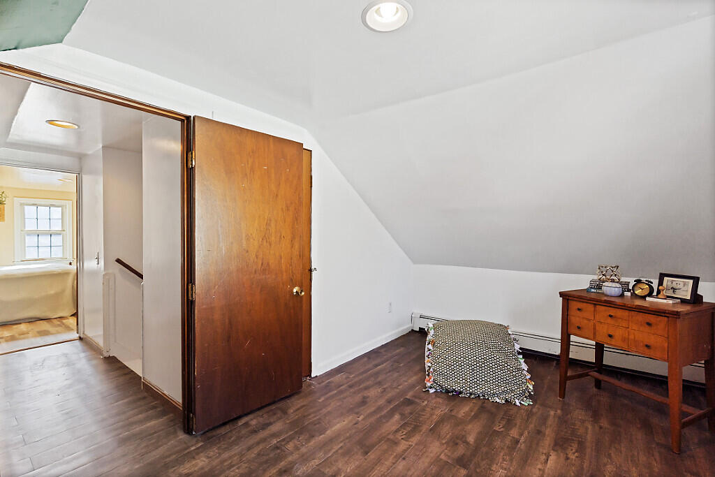 property viewer photo 24