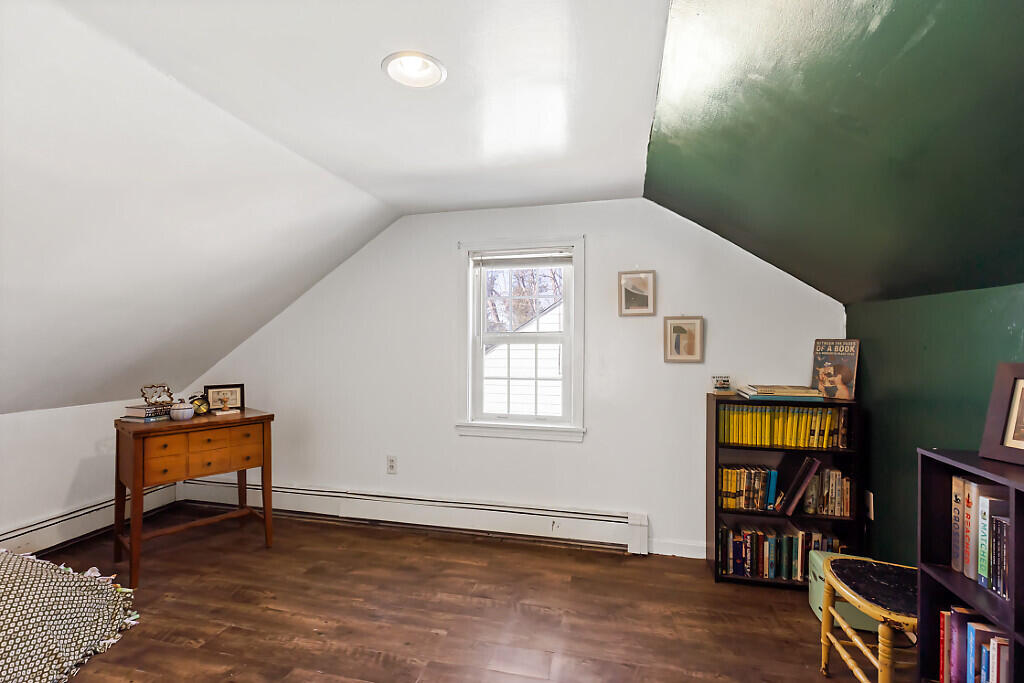 property viewer photo 25