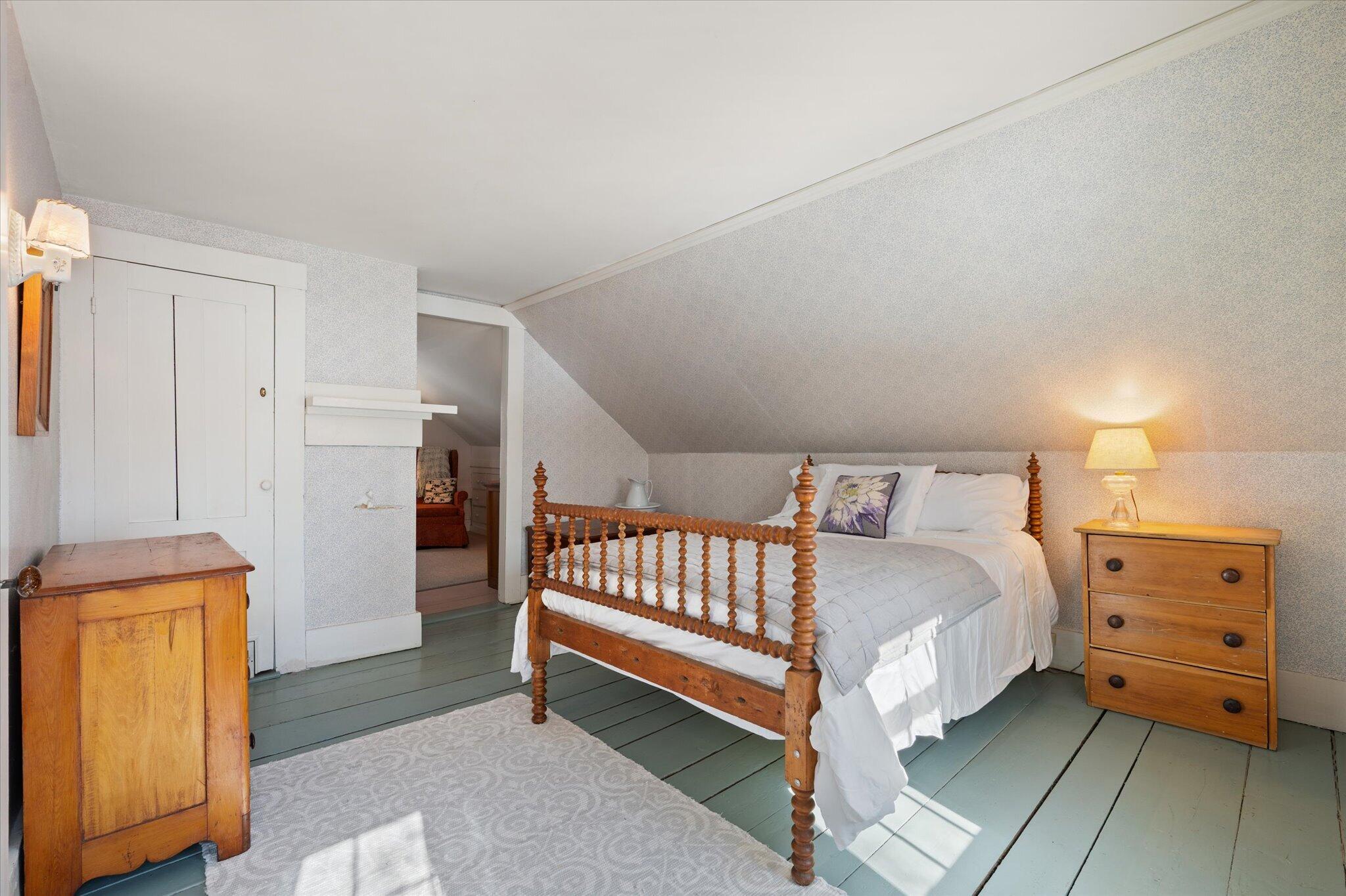 property viewer photo 30