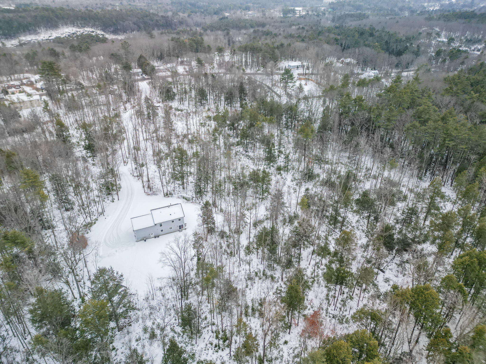 main property photo 40