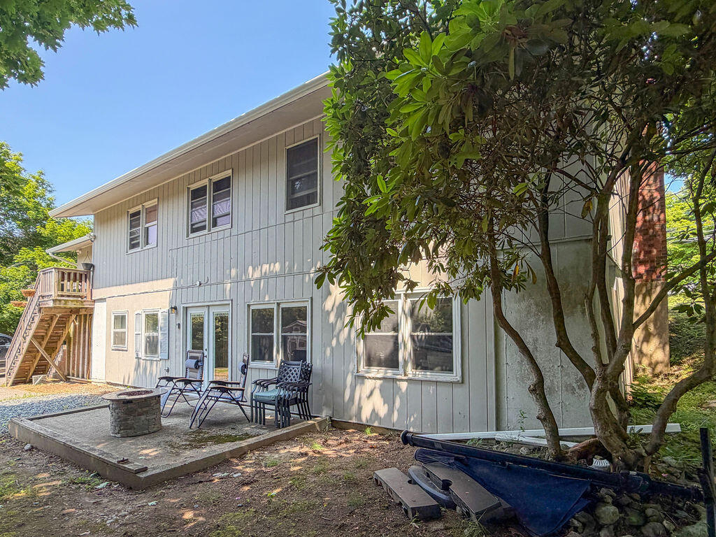 main property photo 75