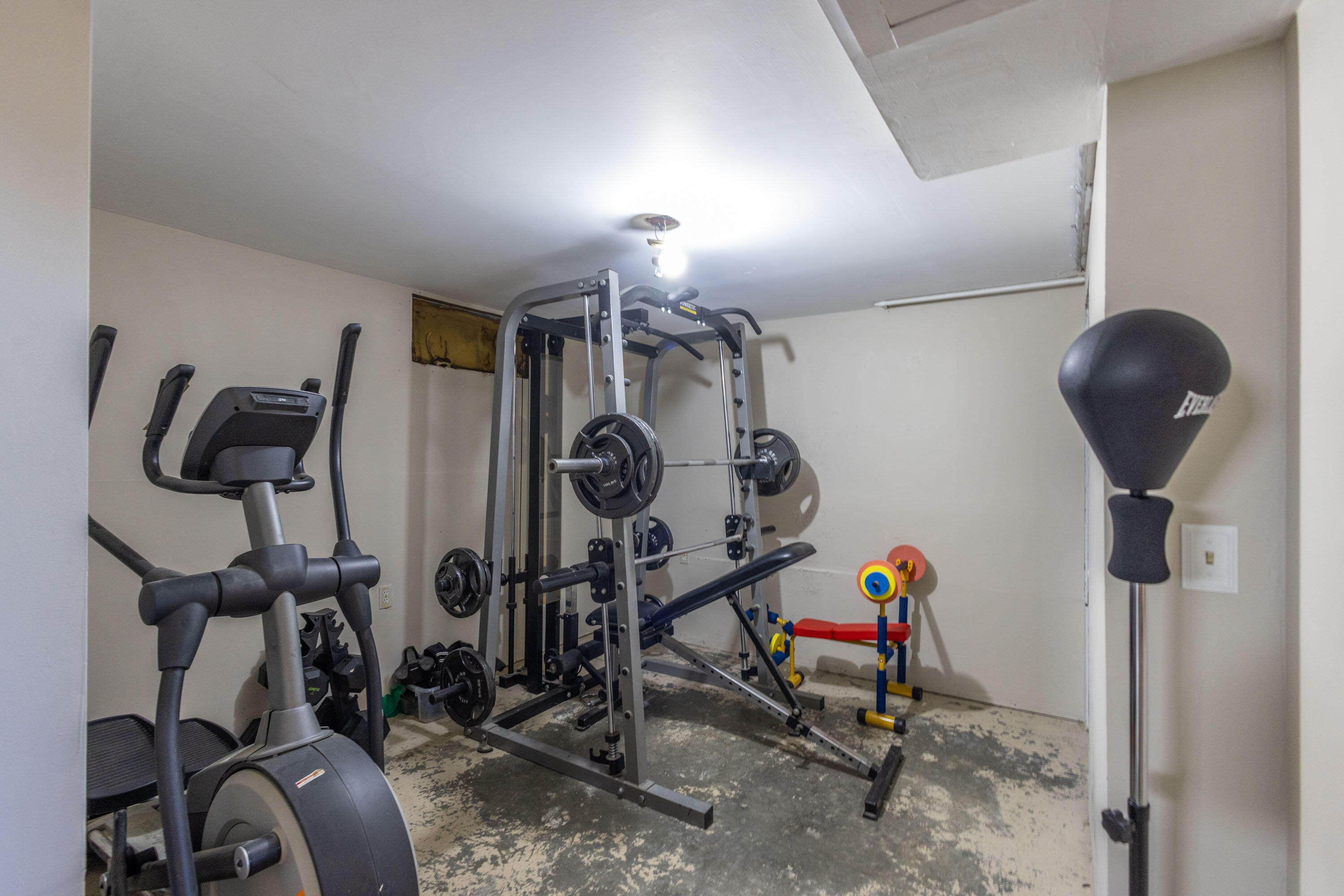 main property photo 47