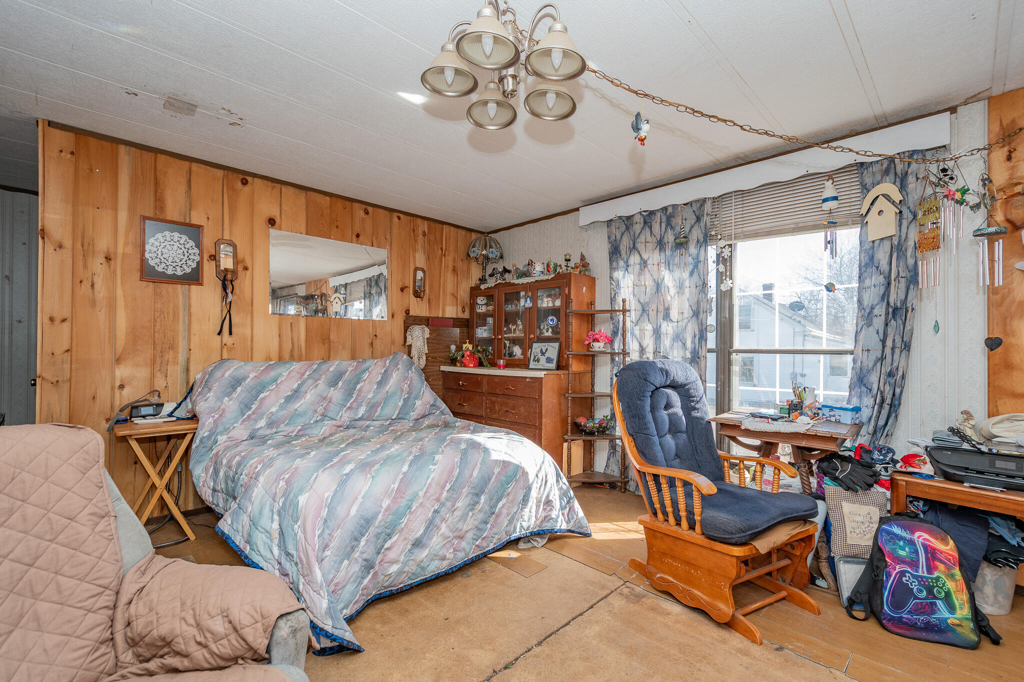 main property photo 14