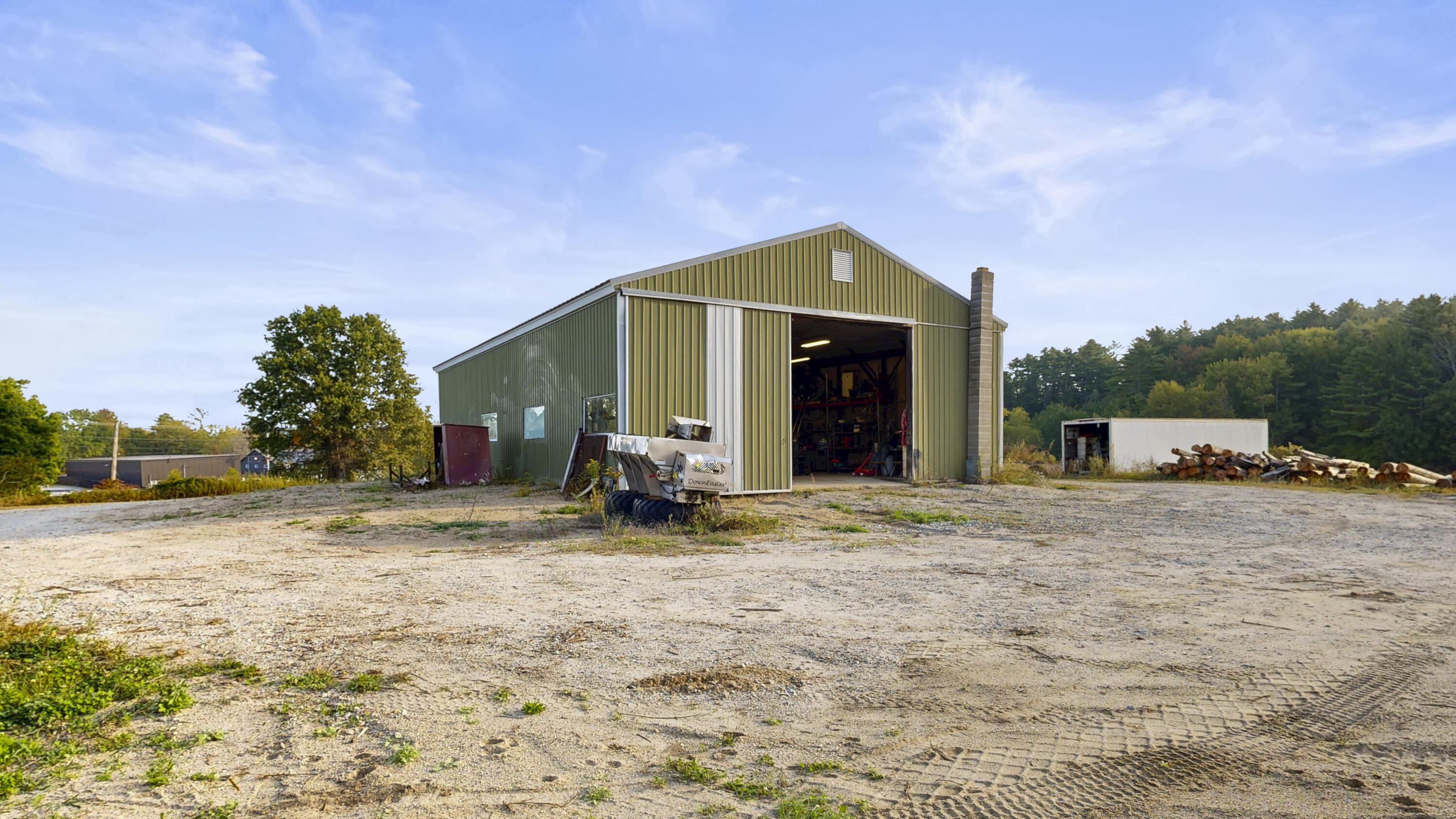 main property photo 27