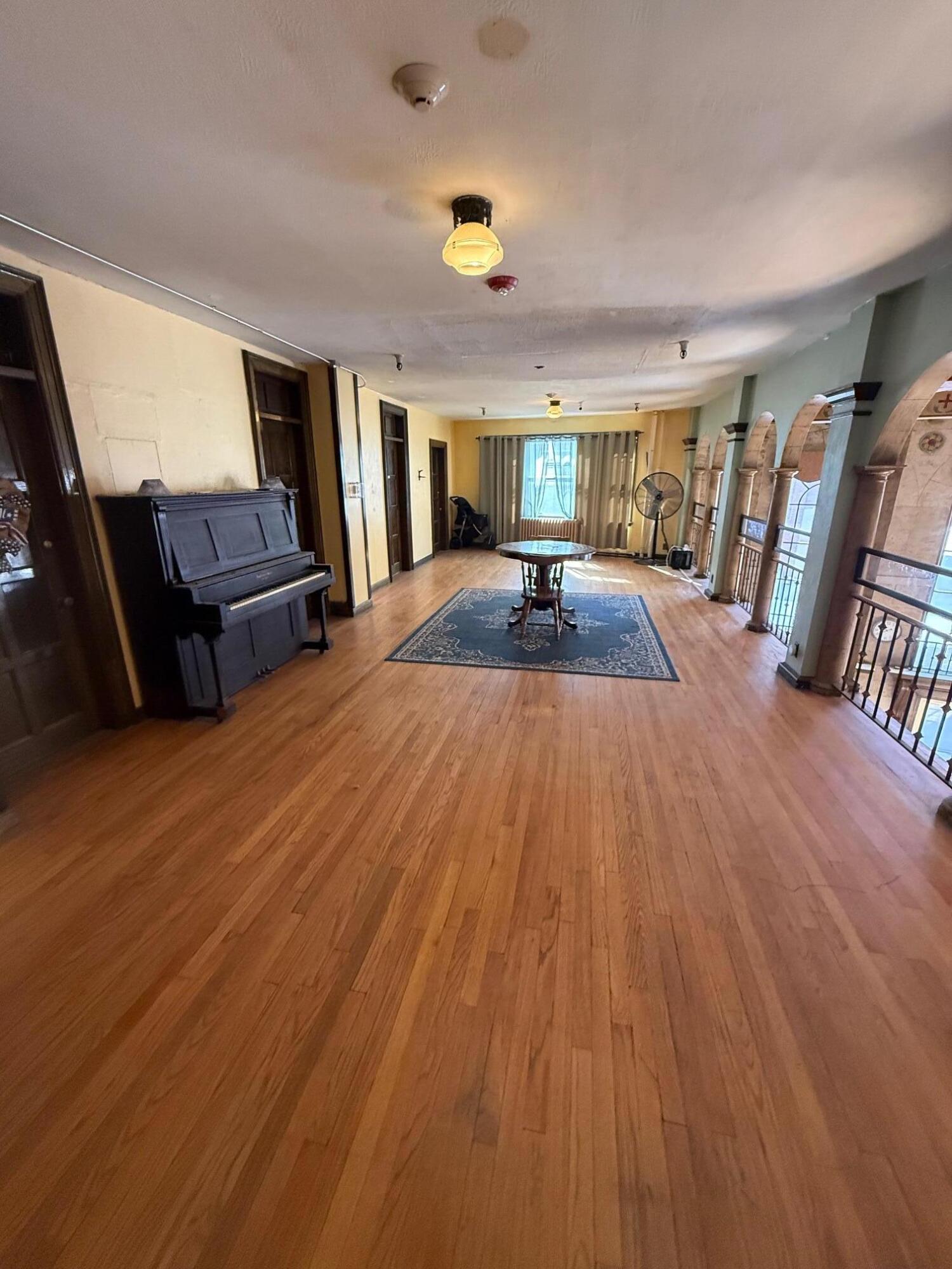 main property photo 20