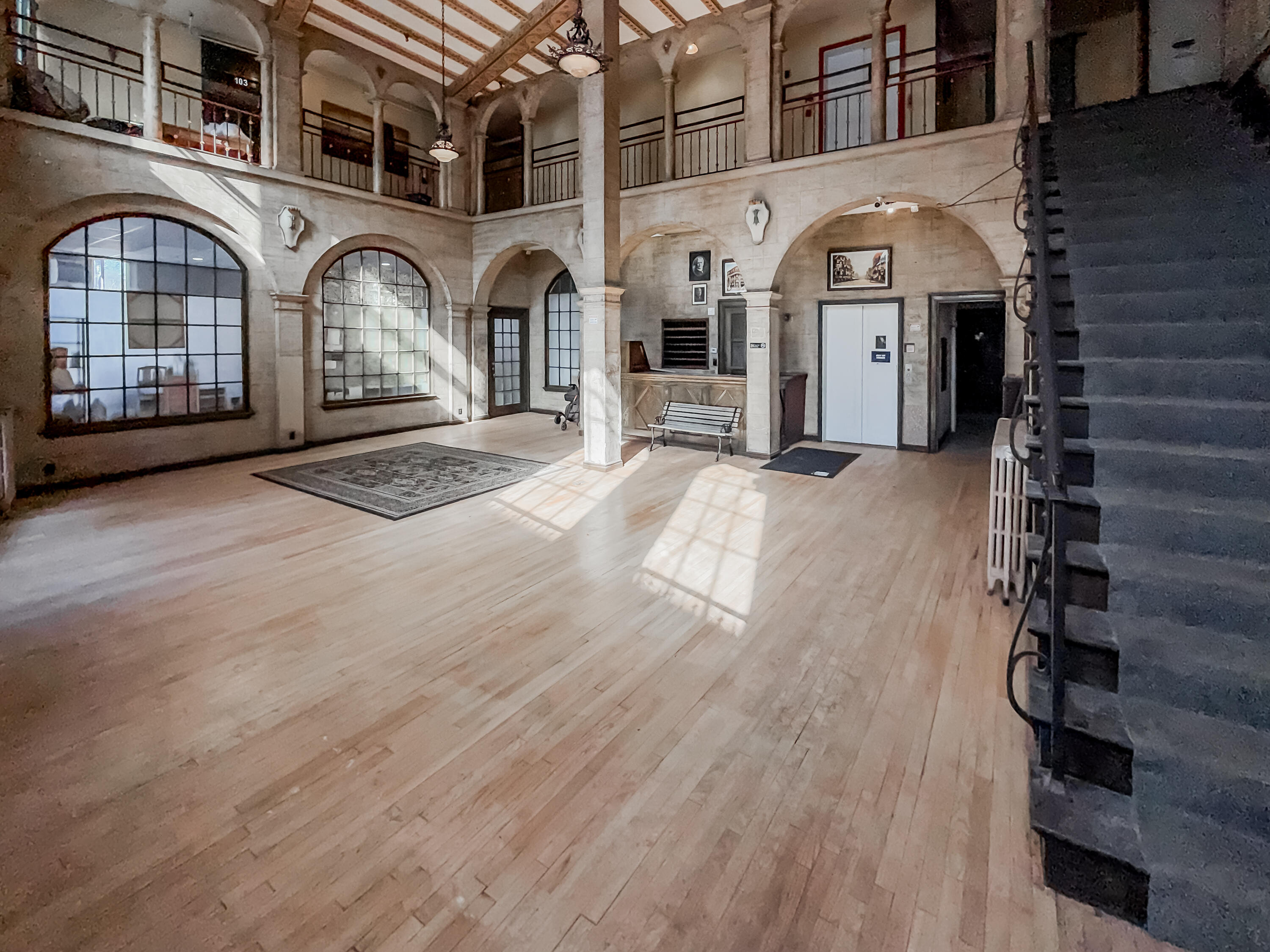 main property photo 5