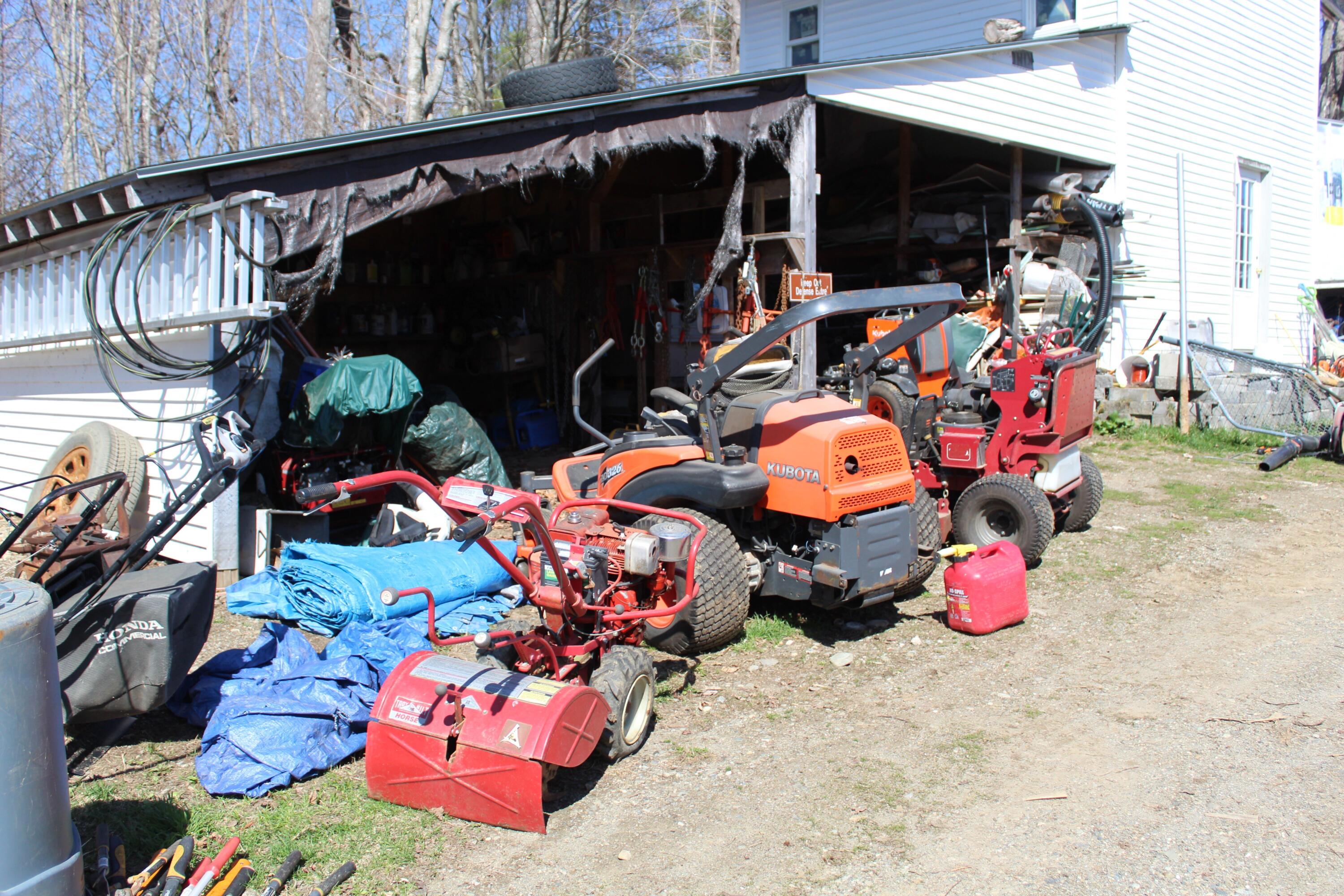 main property photo 43