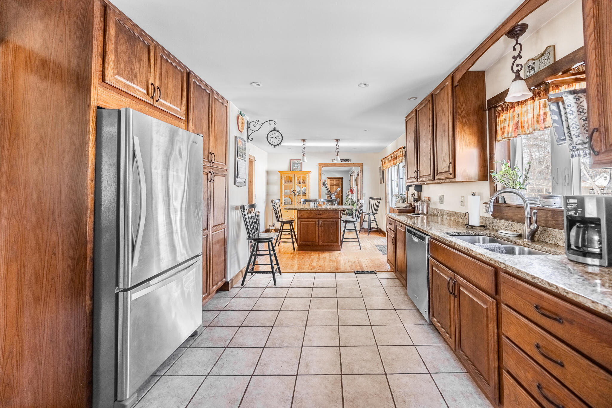 main property photo 17