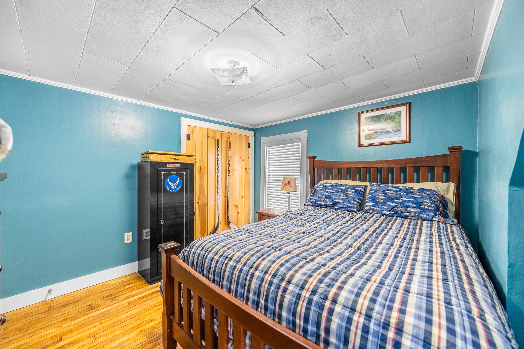 main property photo 27