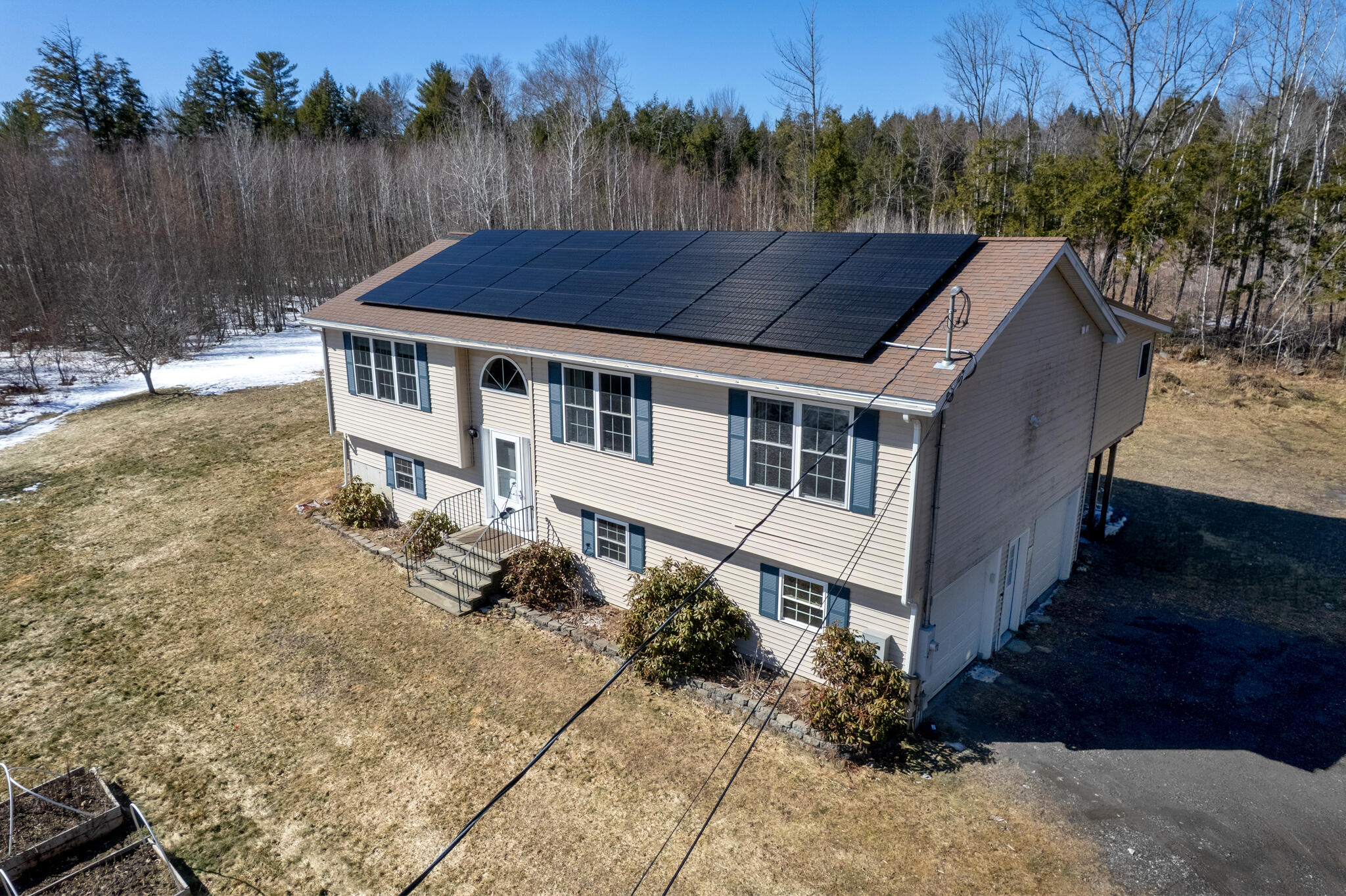 main property photo 30