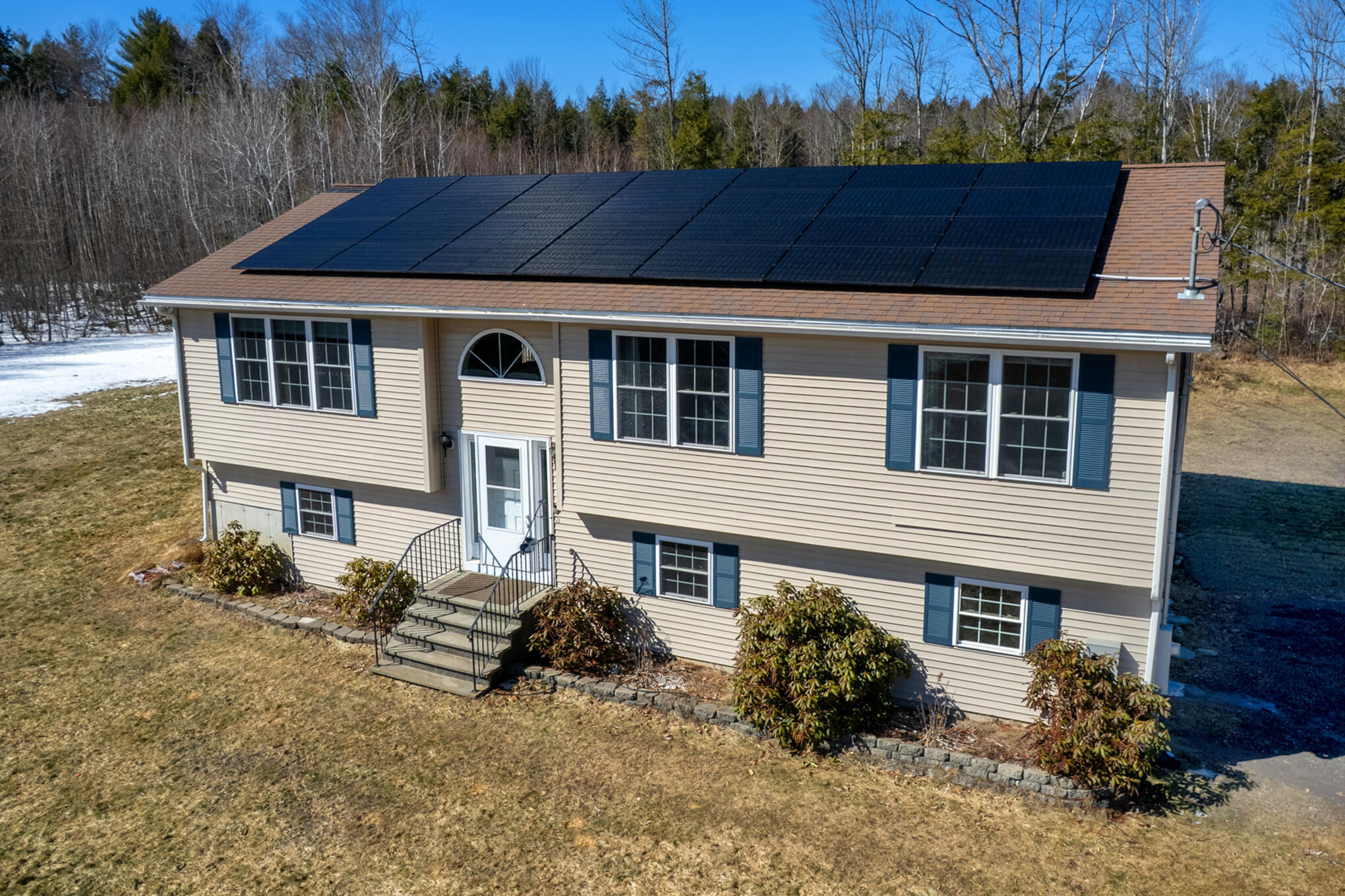 main property photo 31