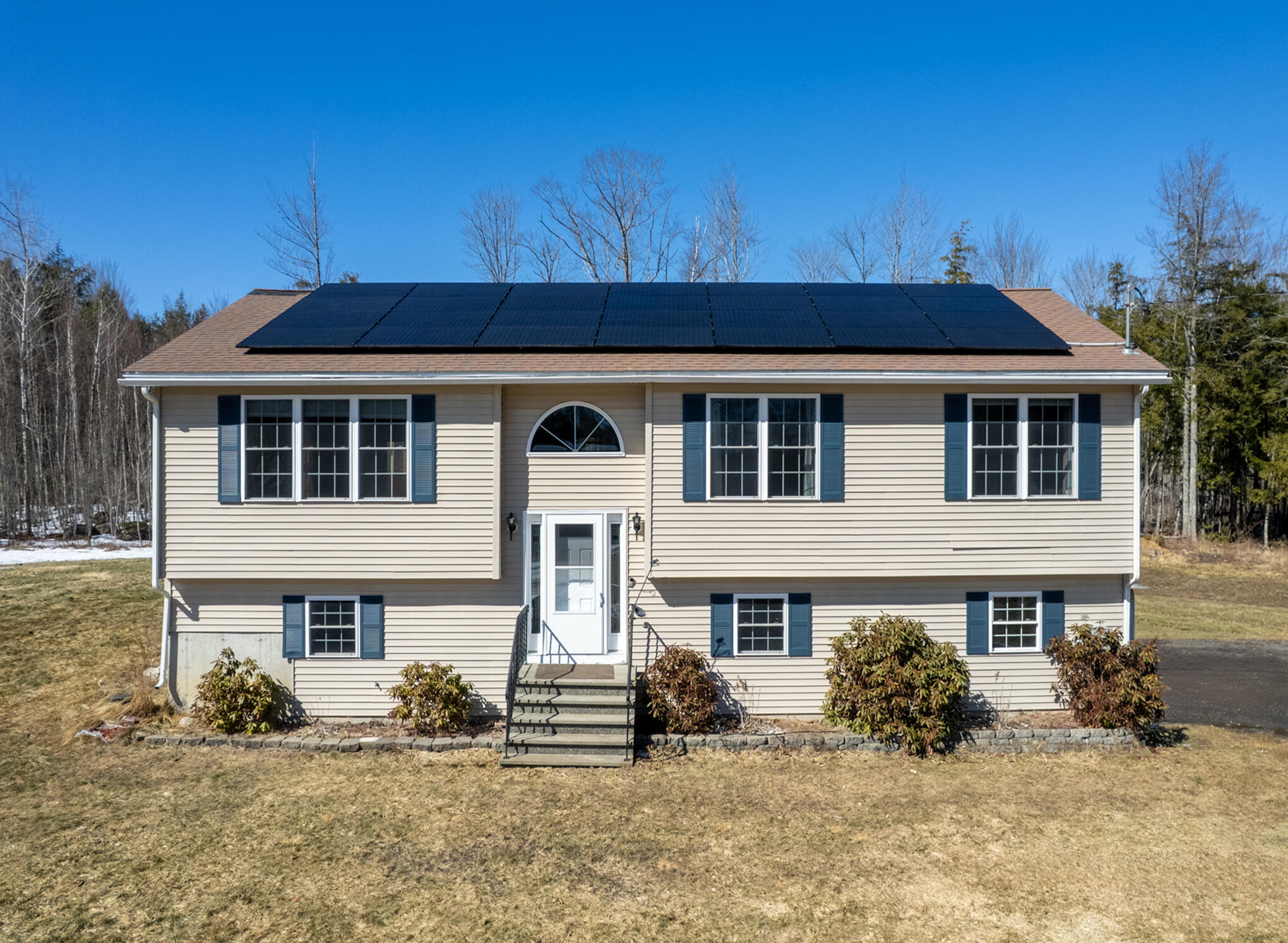 main property photo 32