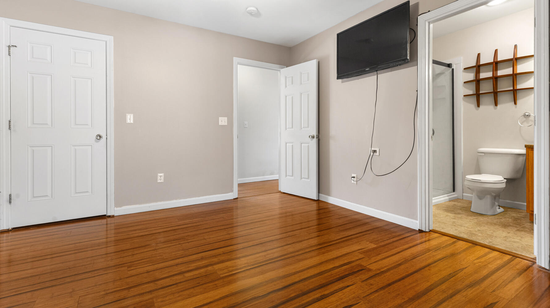 main property photo 80
