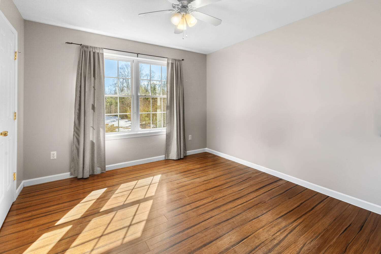 main property photo 88