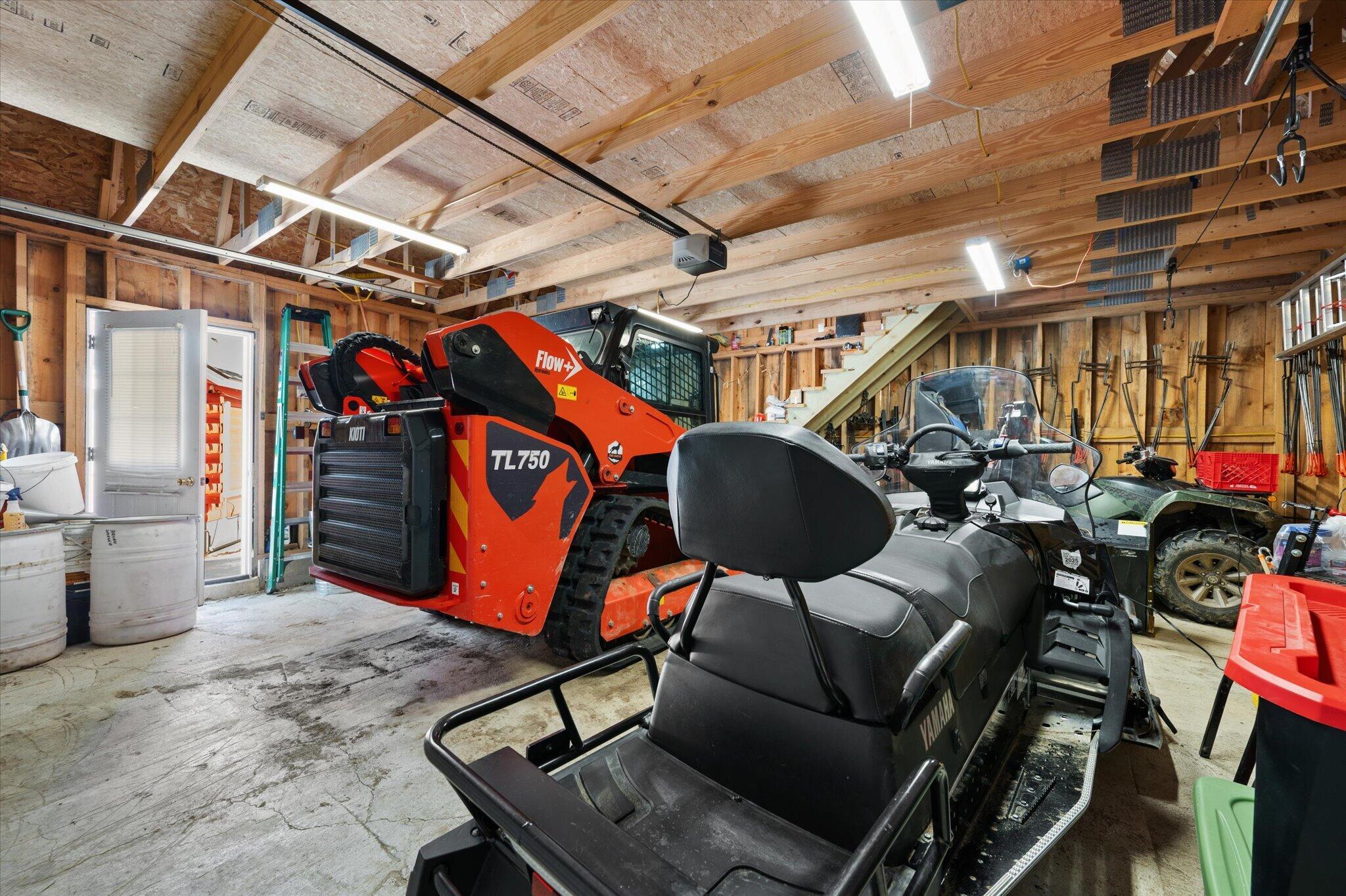 main property photo 84