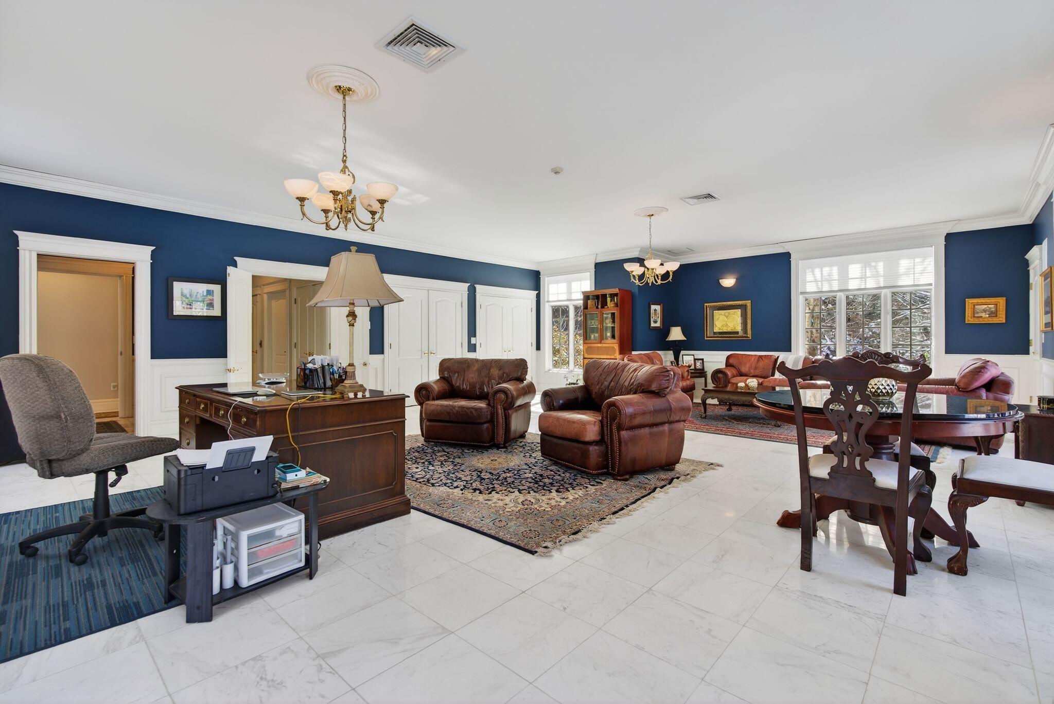 main property photo 50