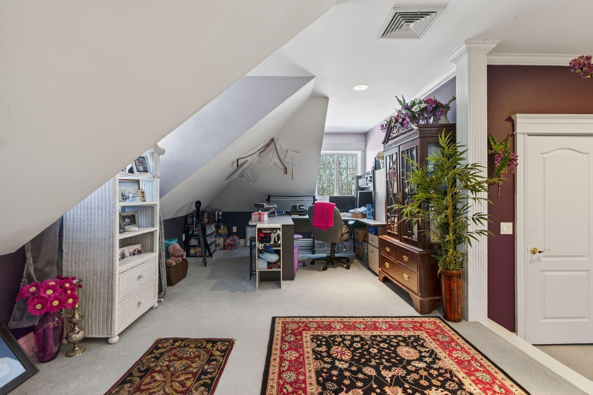 main property photo 74
