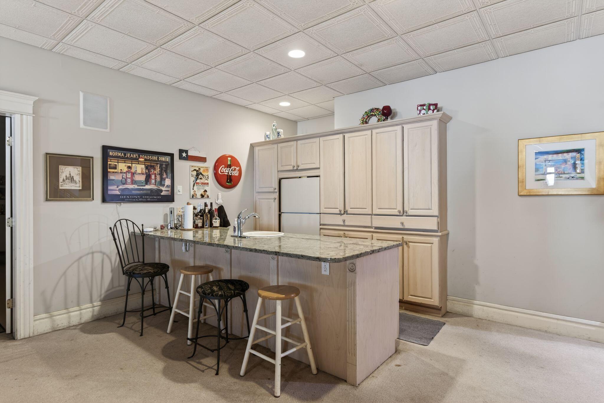 main property photo 89