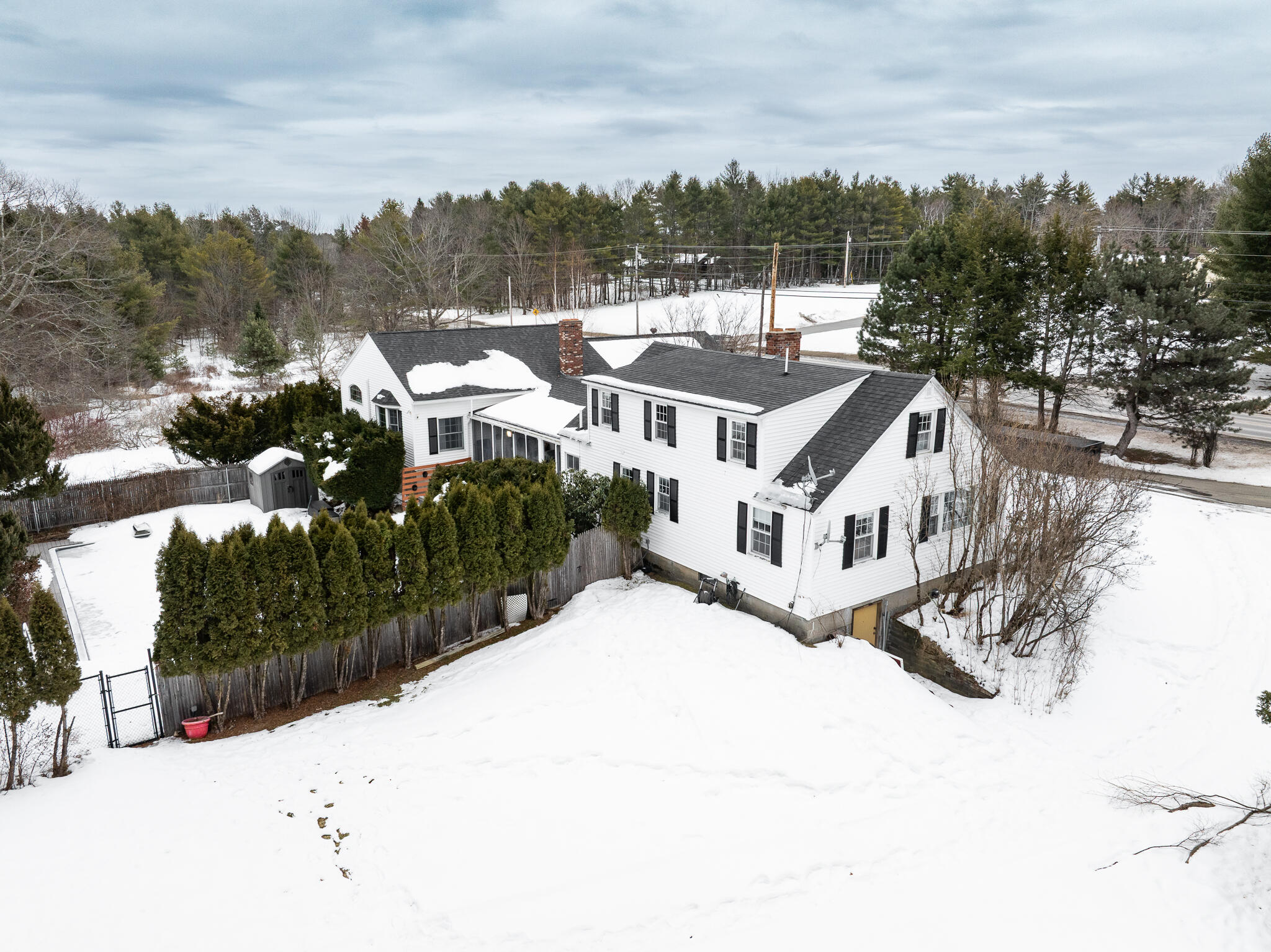 main property photo 34